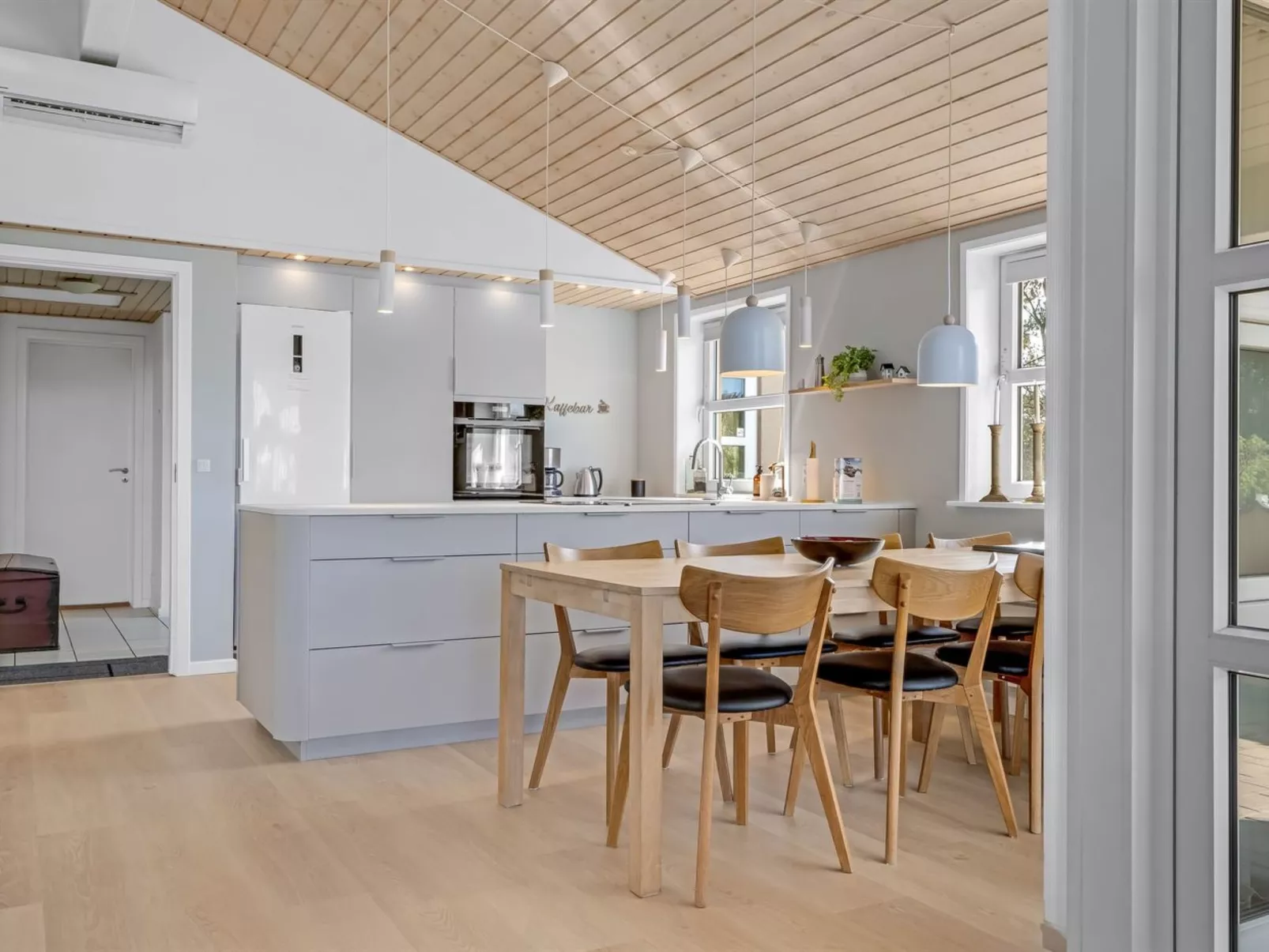 "Albina" - 844m from the sea-Binnen