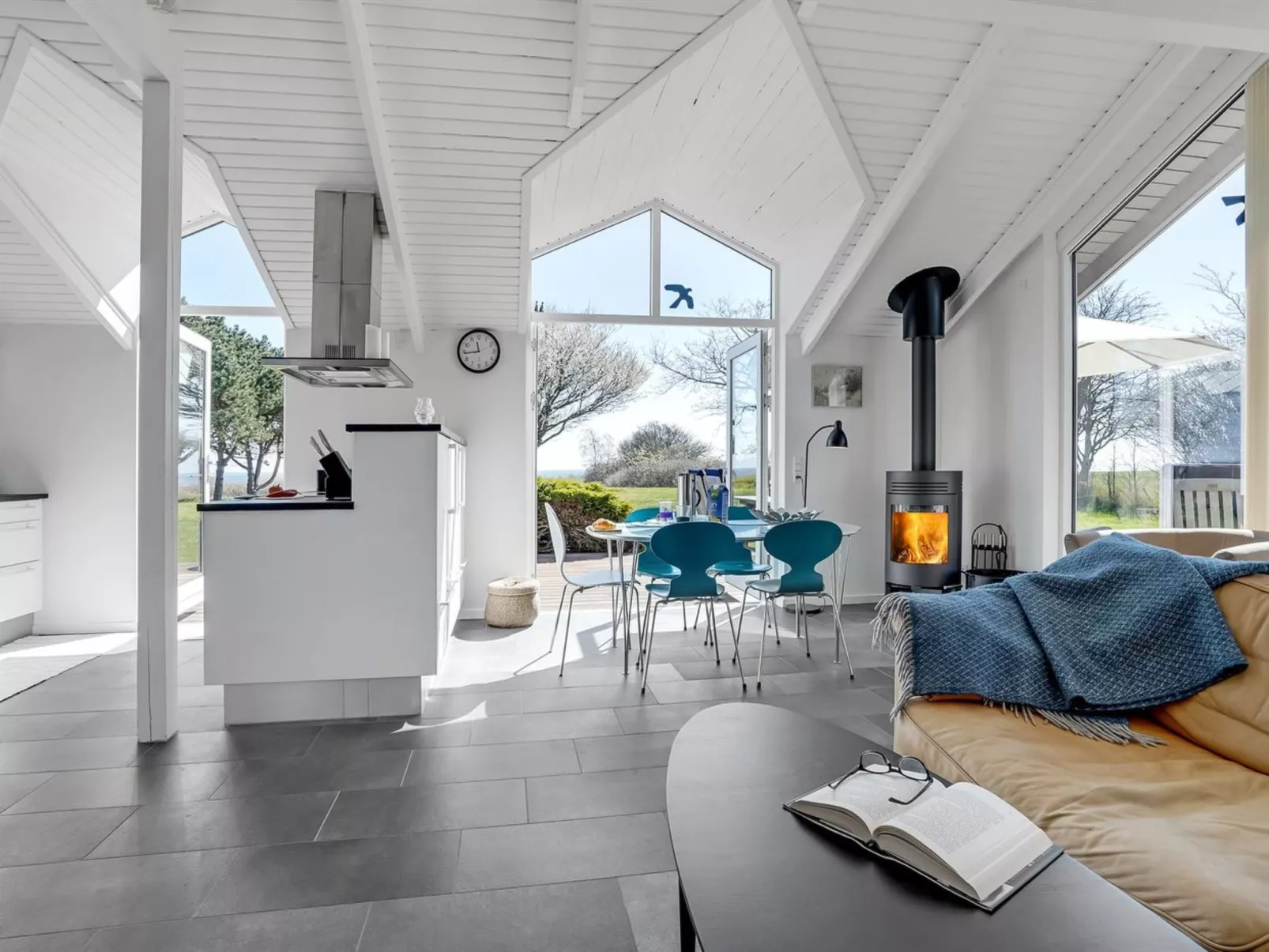 "Trajko" - 100m from the sea-Binnen