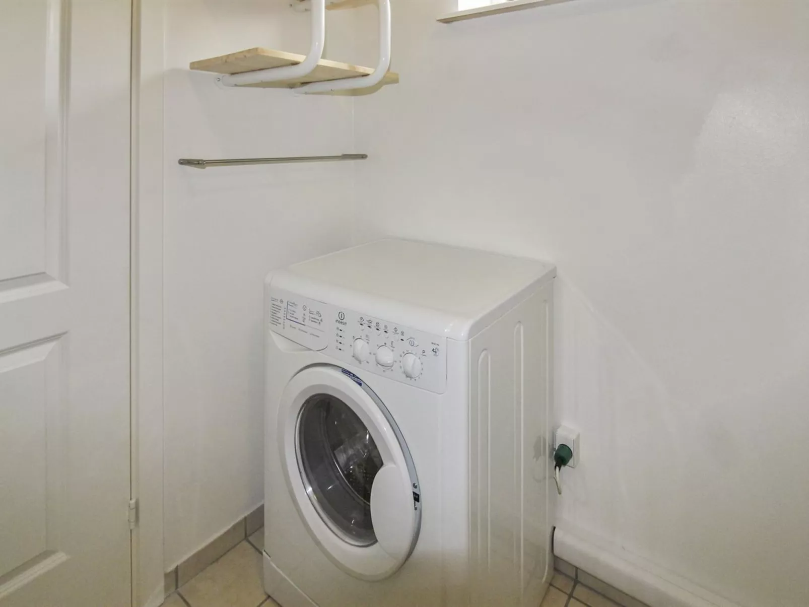 "Hermann" - 100m from the sea-Binnen