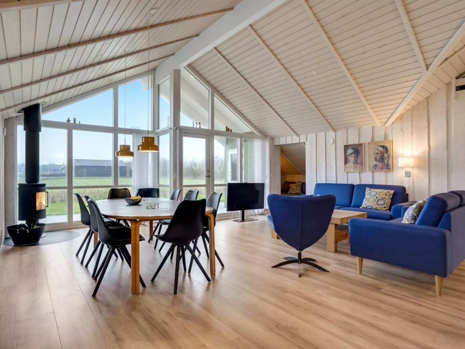 "Ano" - 950m from the sea-Binnen