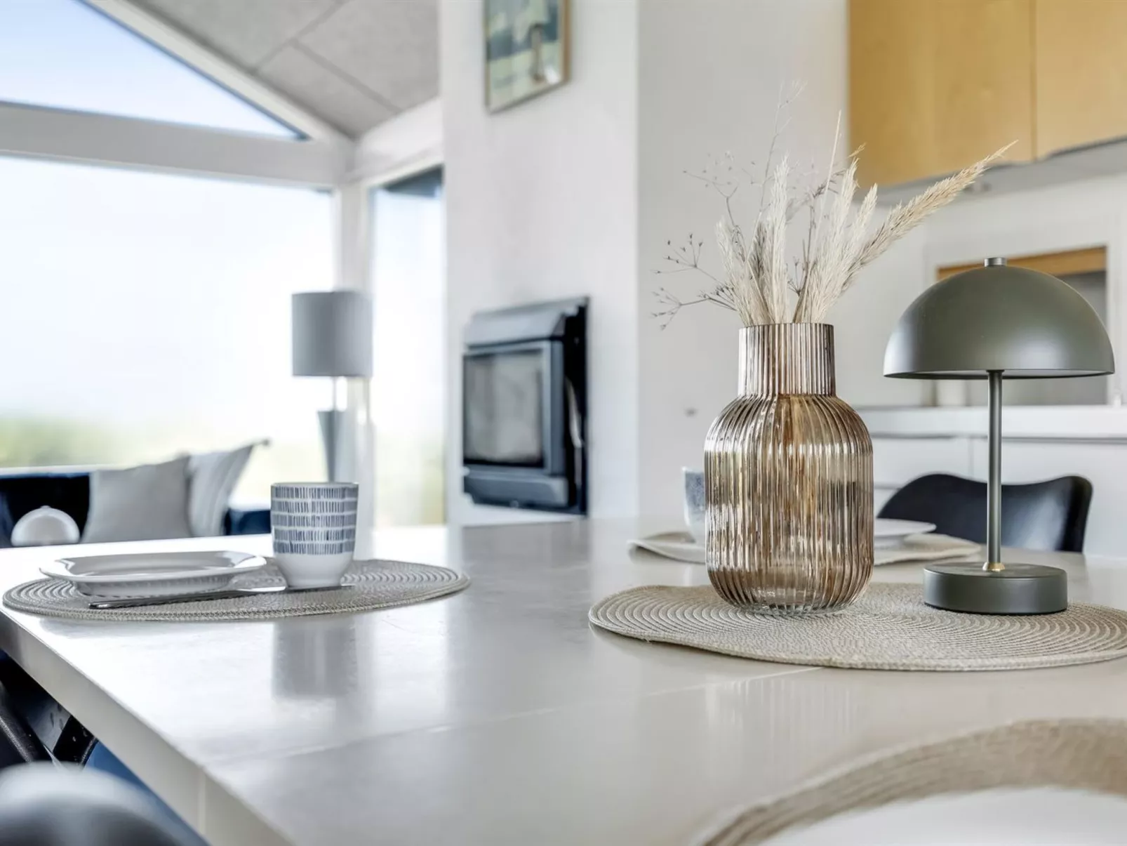 "Antonie" - 95m from the sea-Binnen