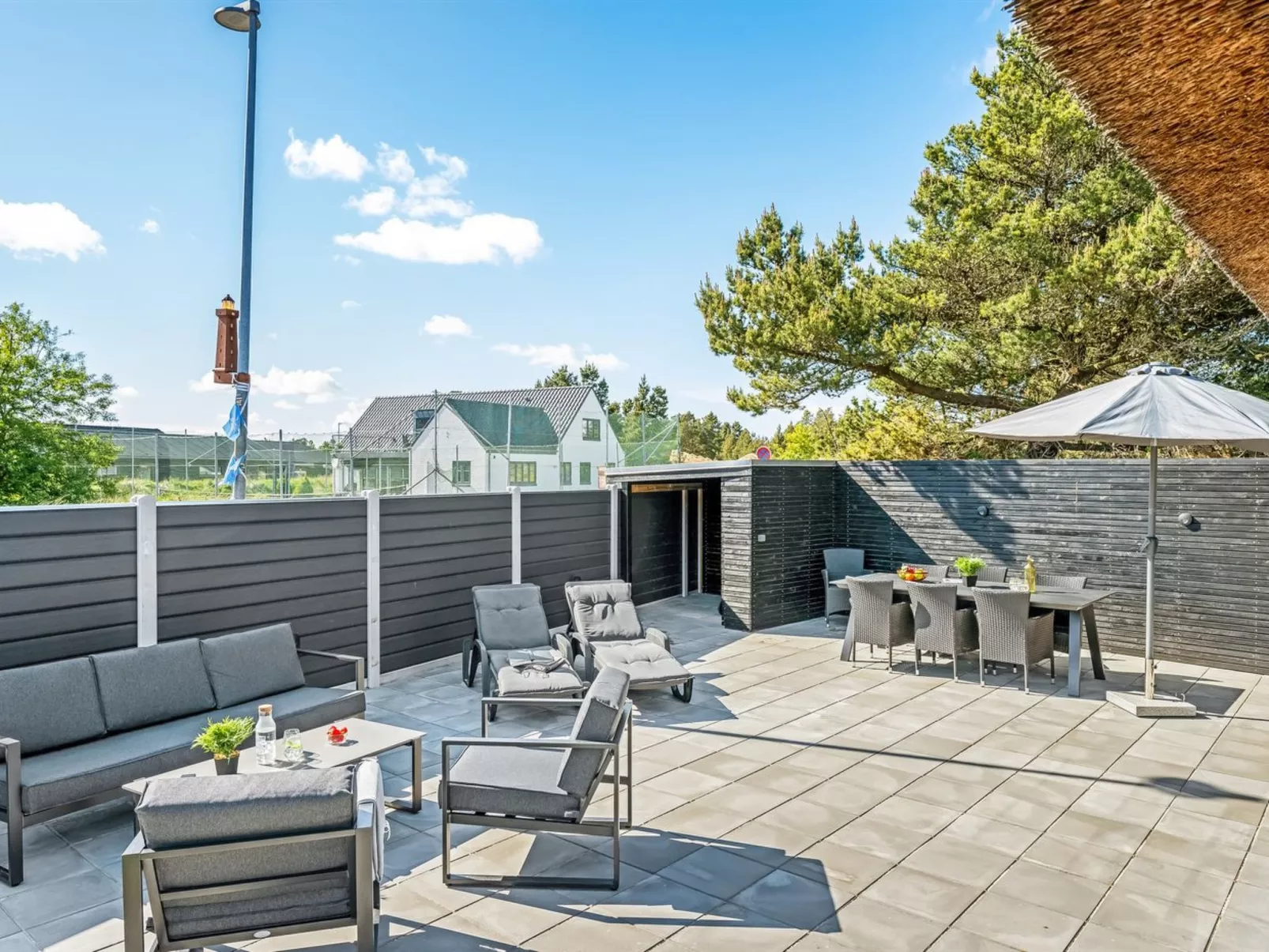 "Aila" - 1.4km from the sea-Buiten