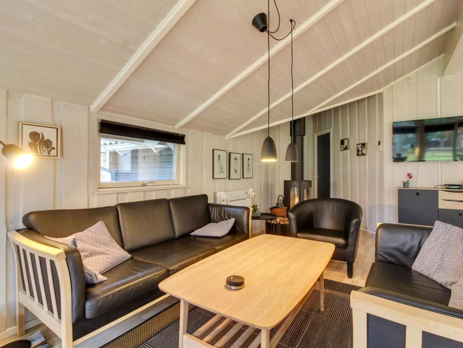 "Acucena" - 1.3km from the sea-Binnen