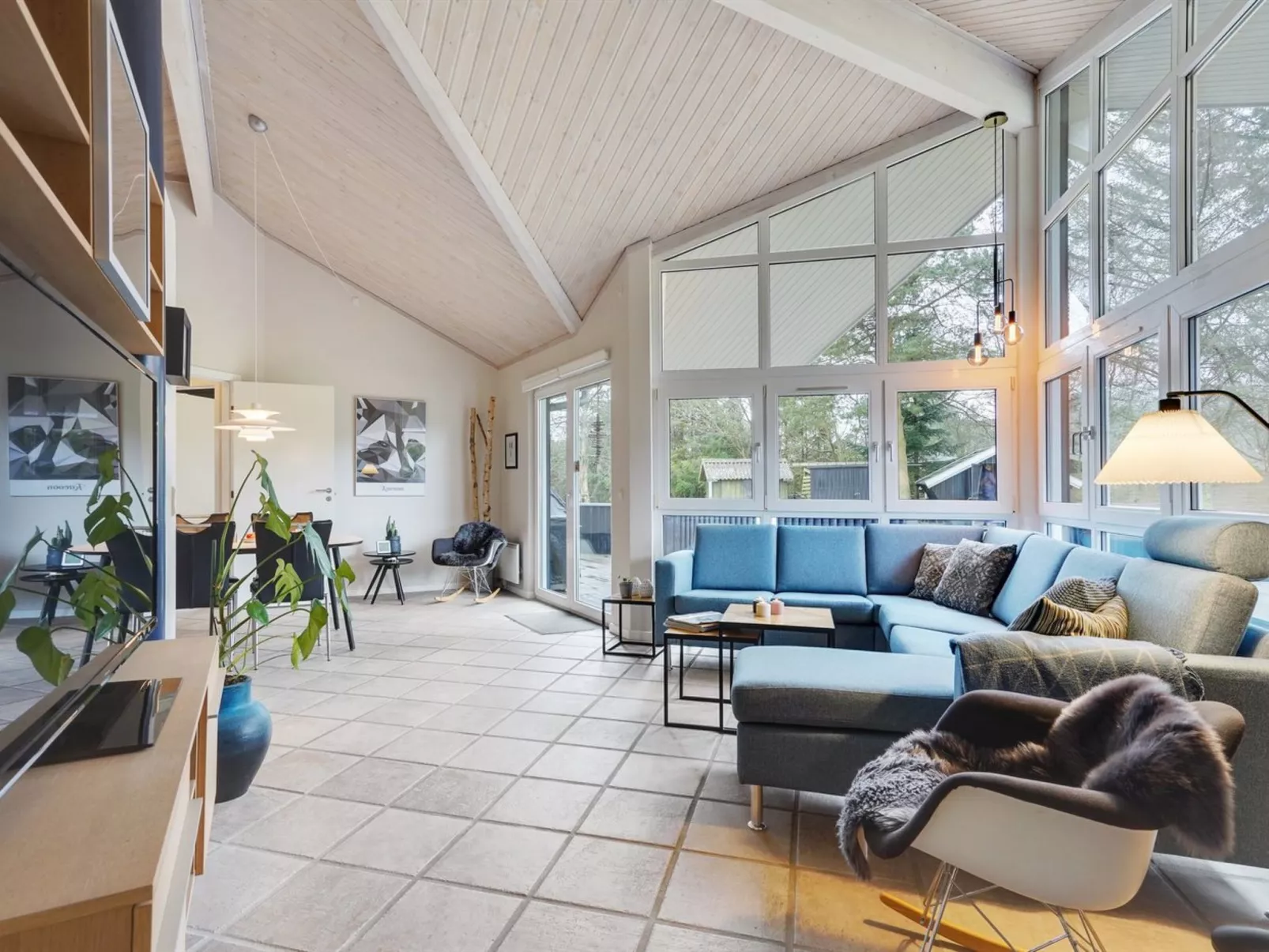 "Talula" - 350m from the sea-Binnen