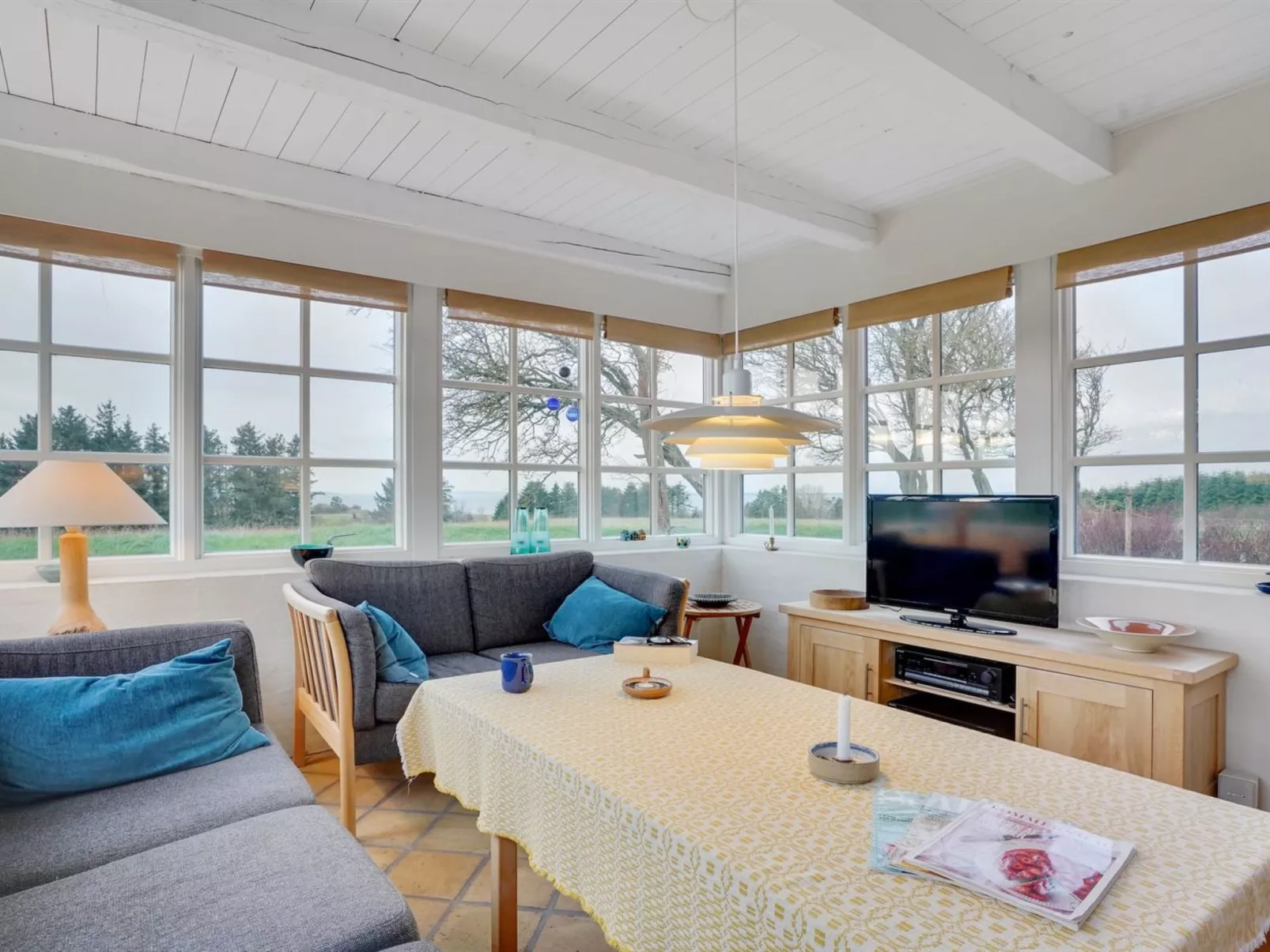 "Althea" - 750m to the fjord-Binnen