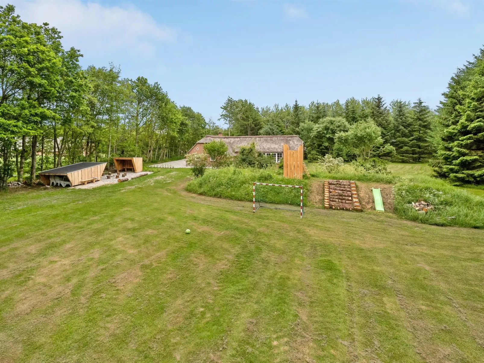 "Erla" - 2.3km from the sea-Buiten