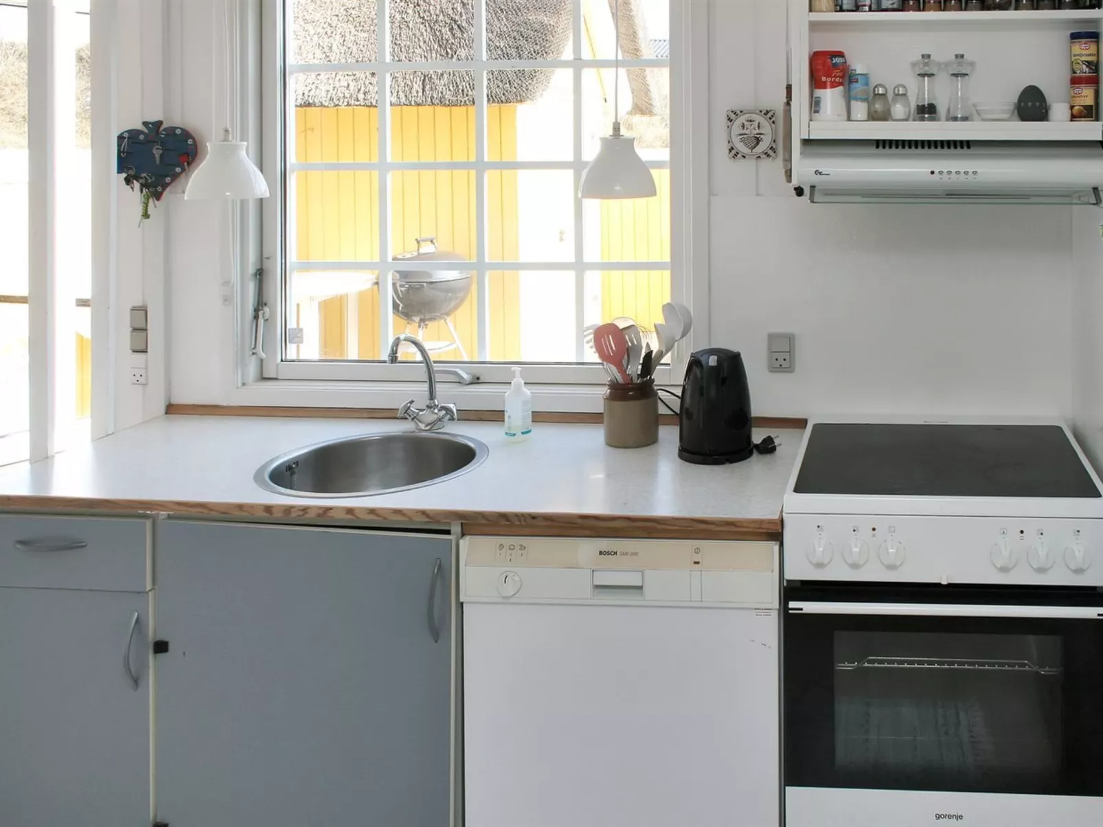 "Esa" - 500m from the sea-Binnen