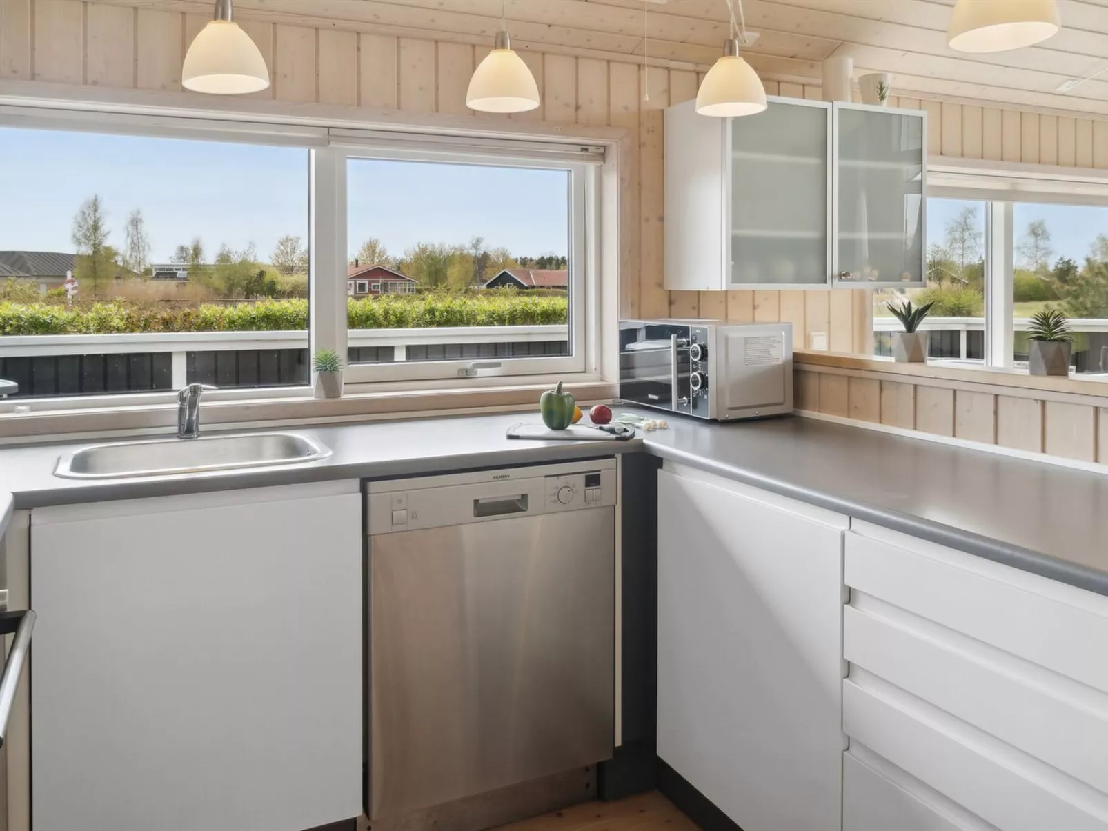 "Swanhild" - 900m from the sea-Binnen