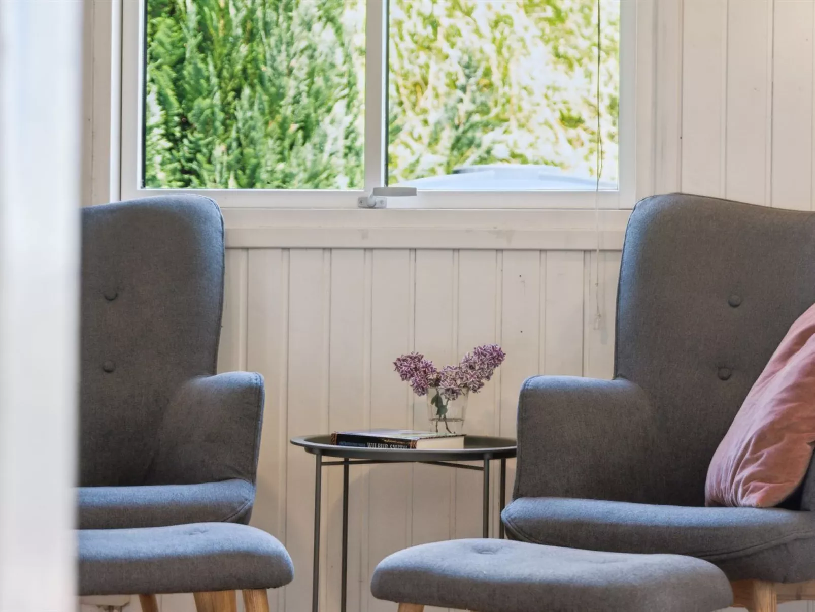 "Self" - 400m to the fjord-Binnen