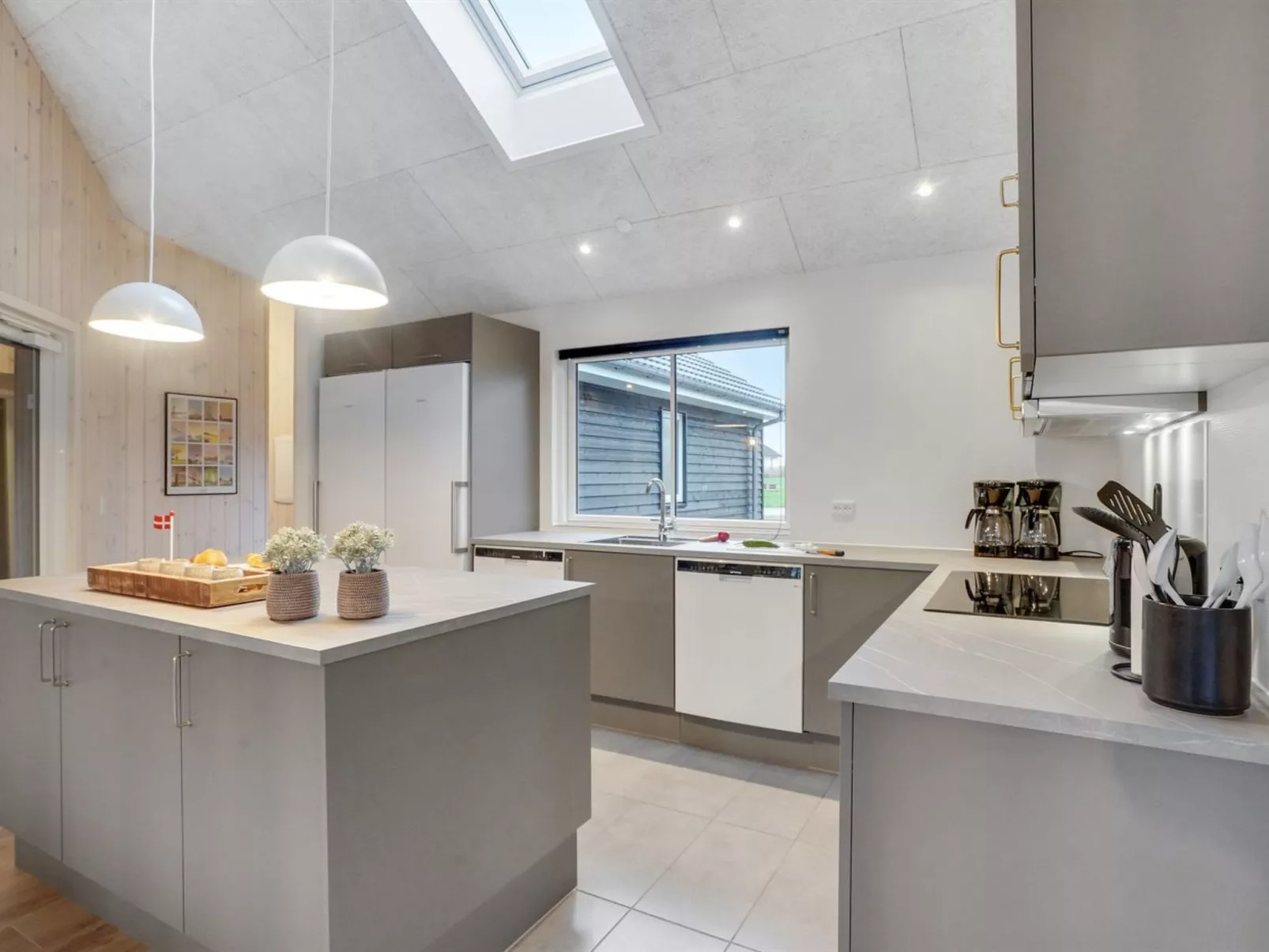 "Sibbe" - 500m to the fjord-Binnen