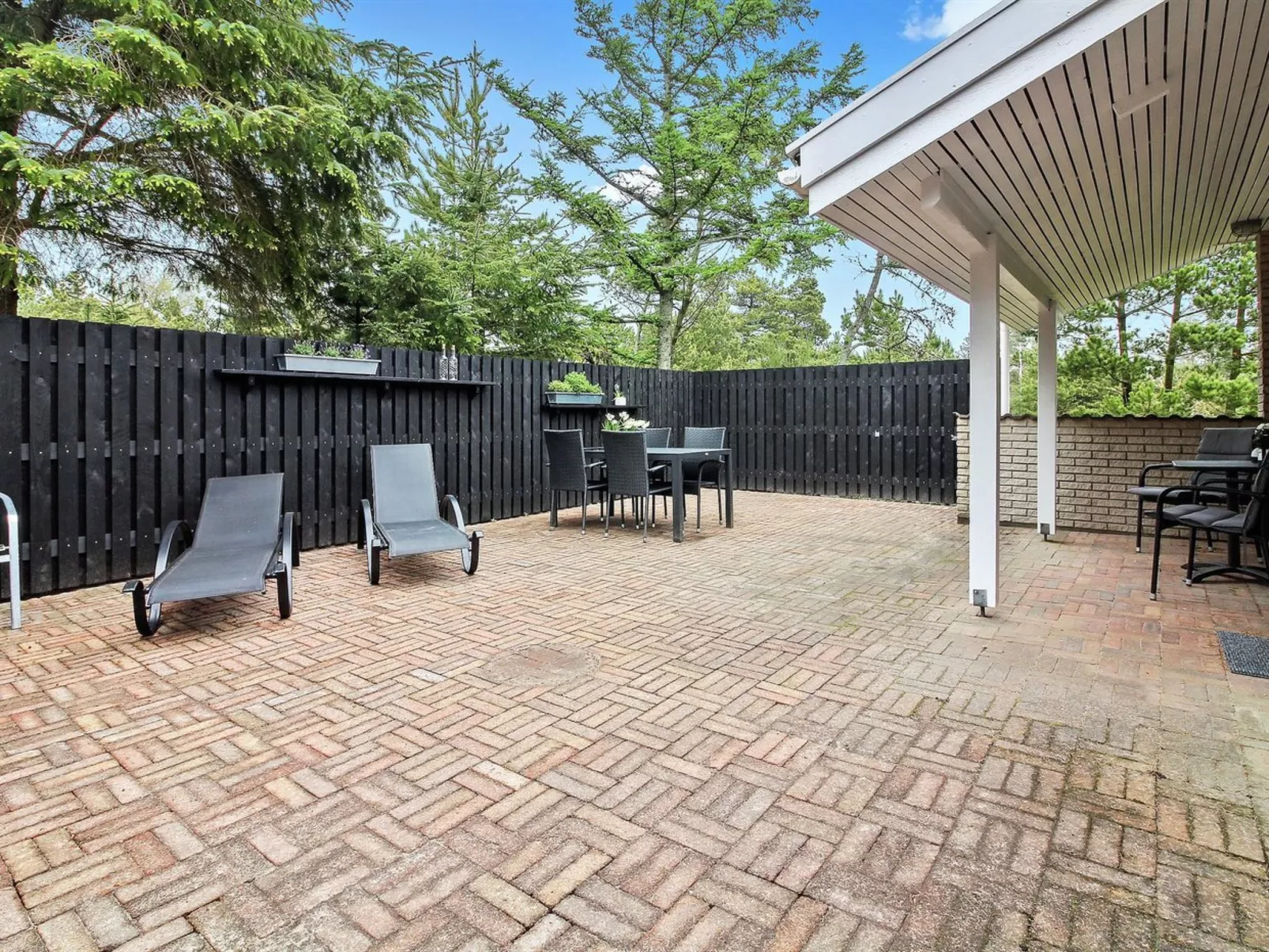 "Laurin" - 600m from the sea-Buiten