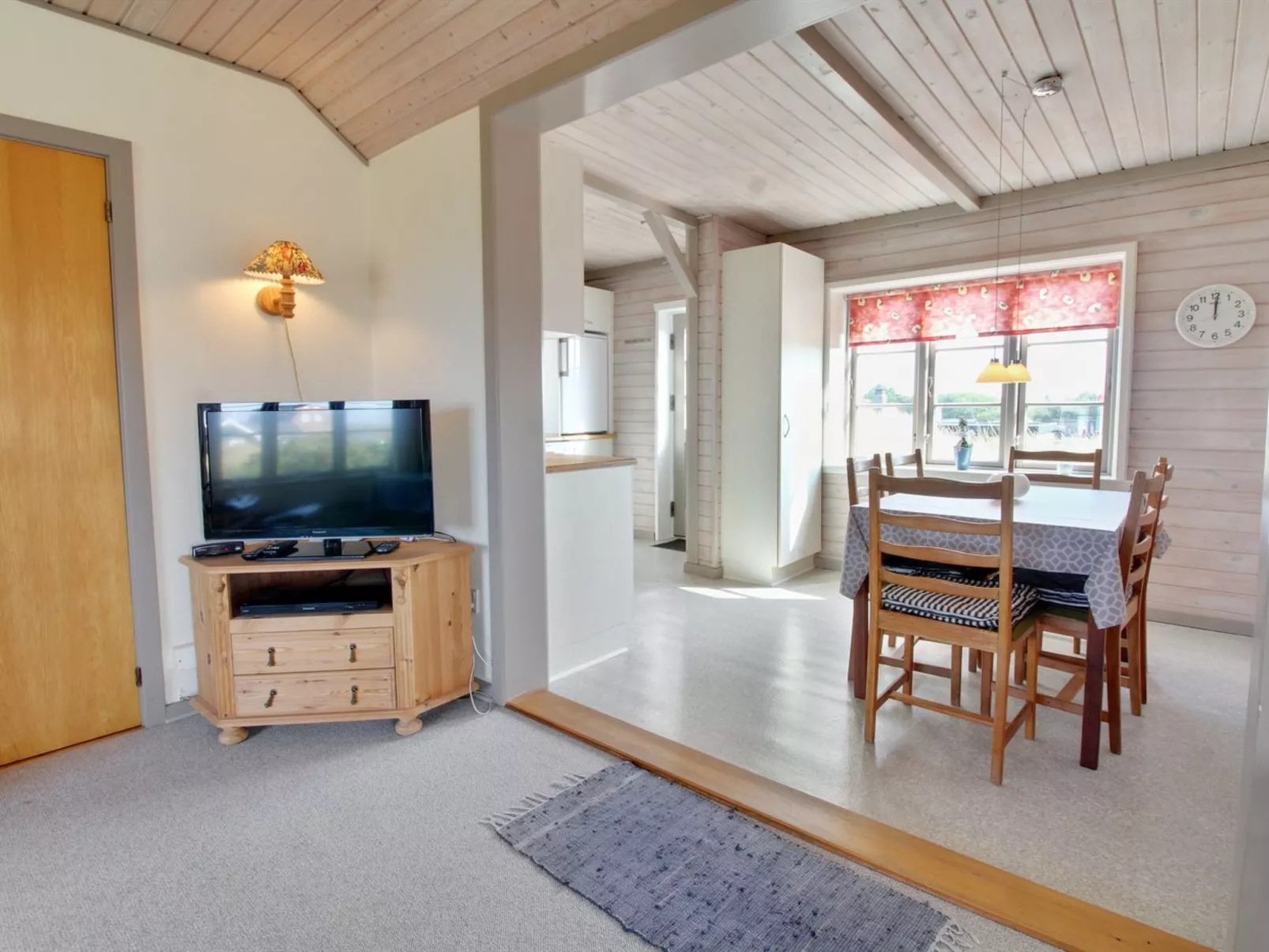 "Gertraud" - 500m from the sea-Binnen