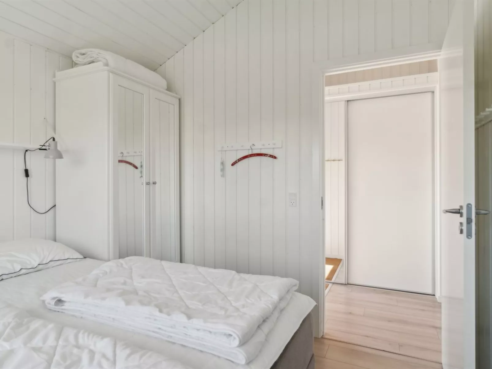 "Gregor" - 300m from the sea-Binnen