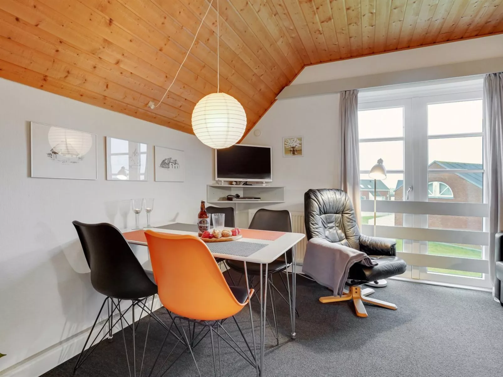 "Roya" - 1.9km from the sea-Binnen