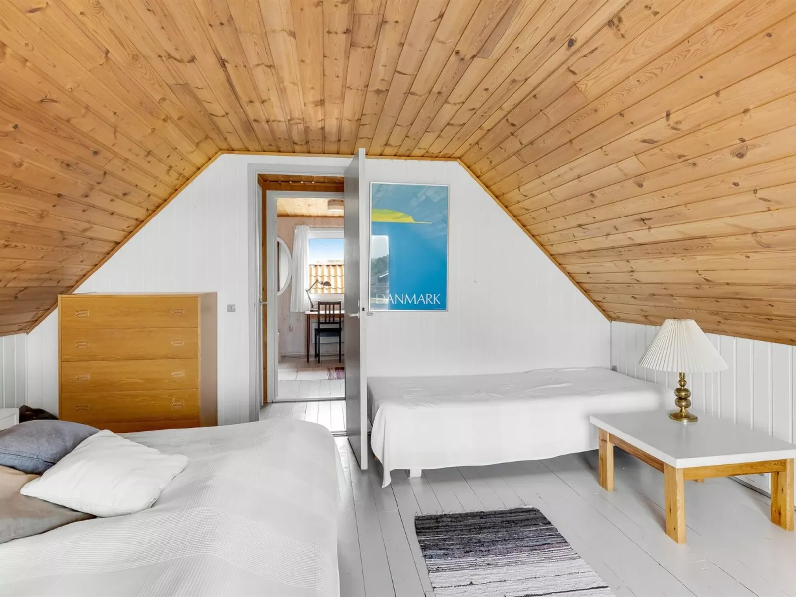 "Teda" - 2km from the sea-Binnen