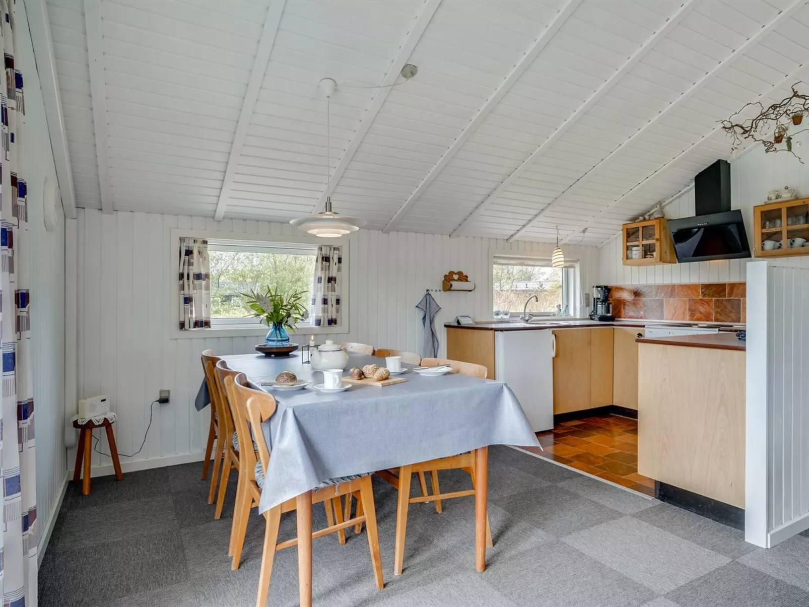 "Arona" - 1.5km from the sea-Binnen