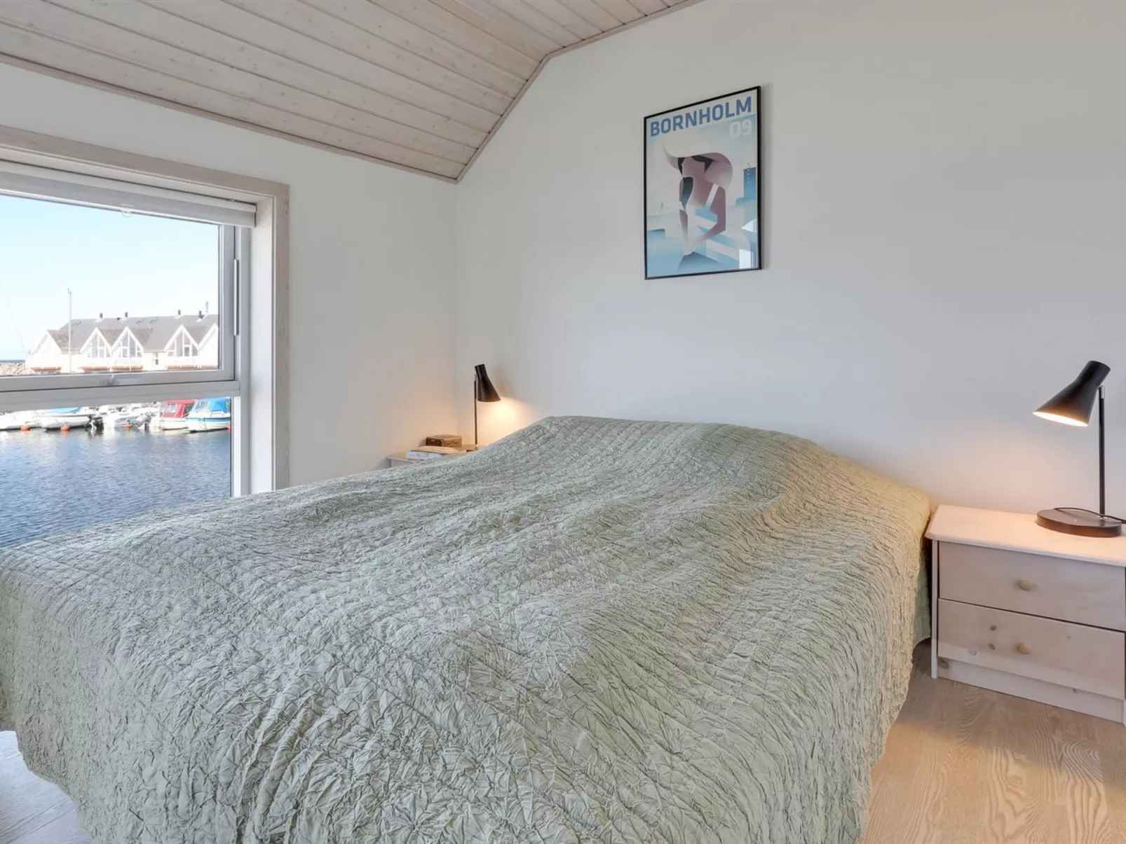 "Eija" - 5m from the sea-Binnen