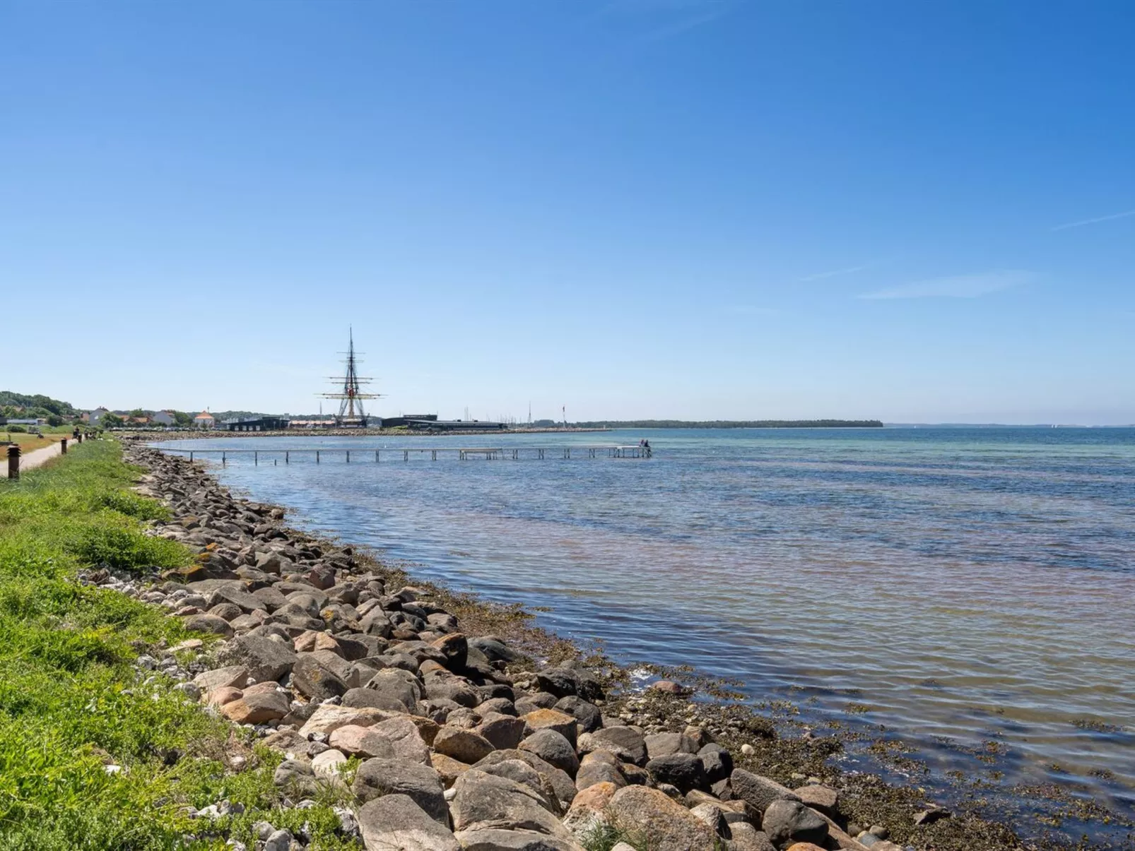 "Elvin" - 20m from the sea-Buiten