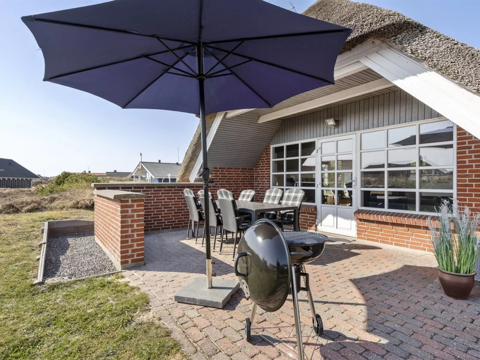 "Lavina" - 950m from the sea-Buiten