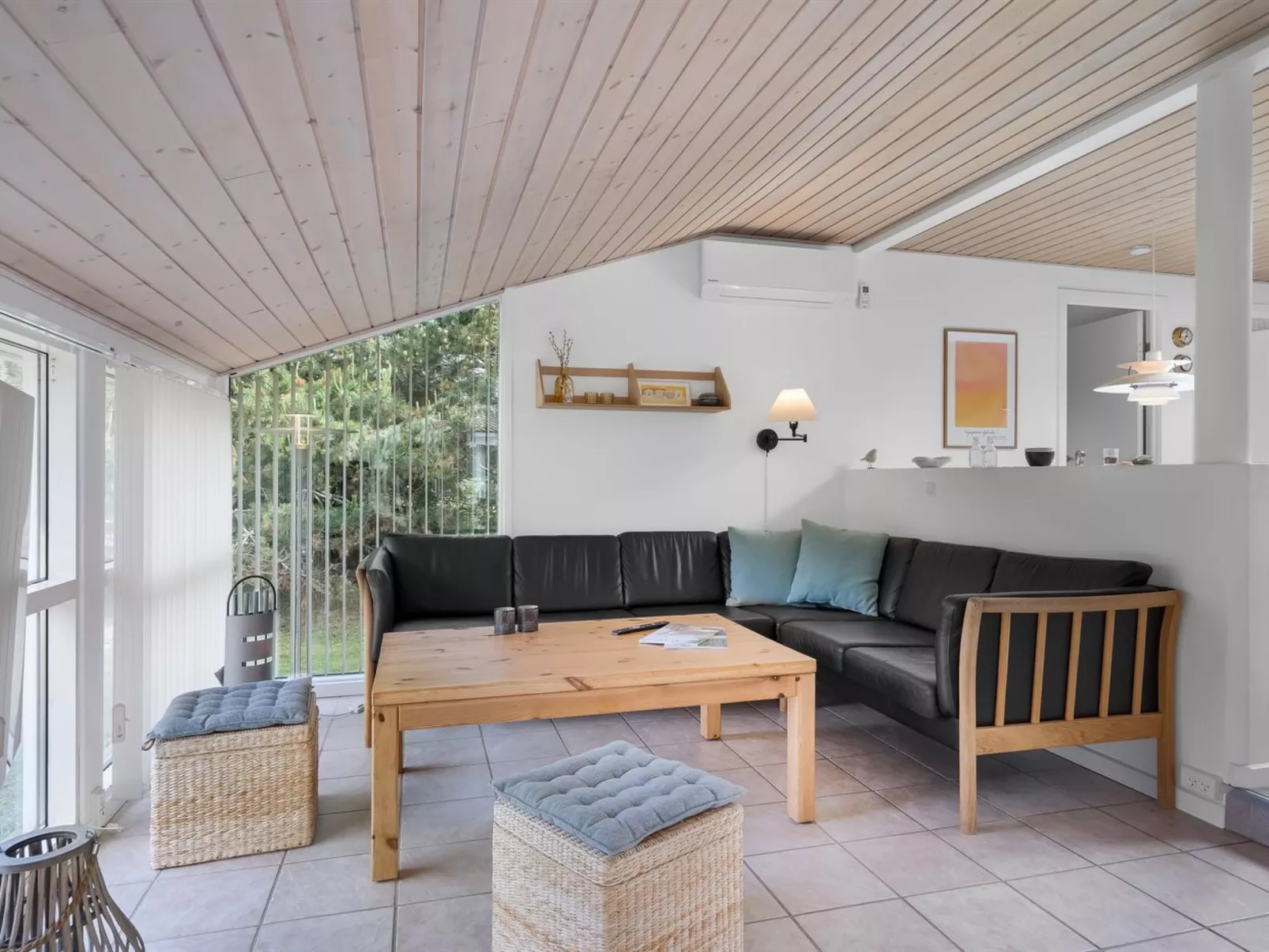 "Sölva" - 750m from the sea-Binnen