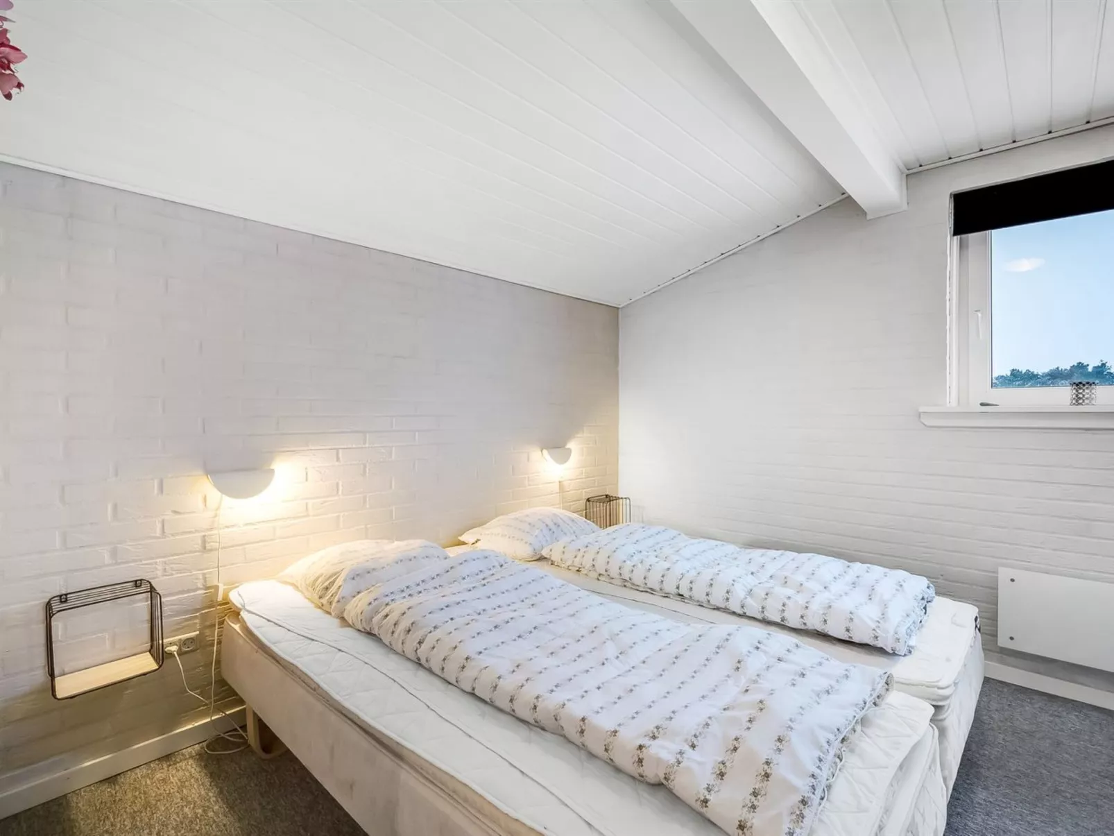 "Sissan" - 900m from the sea-Binnen