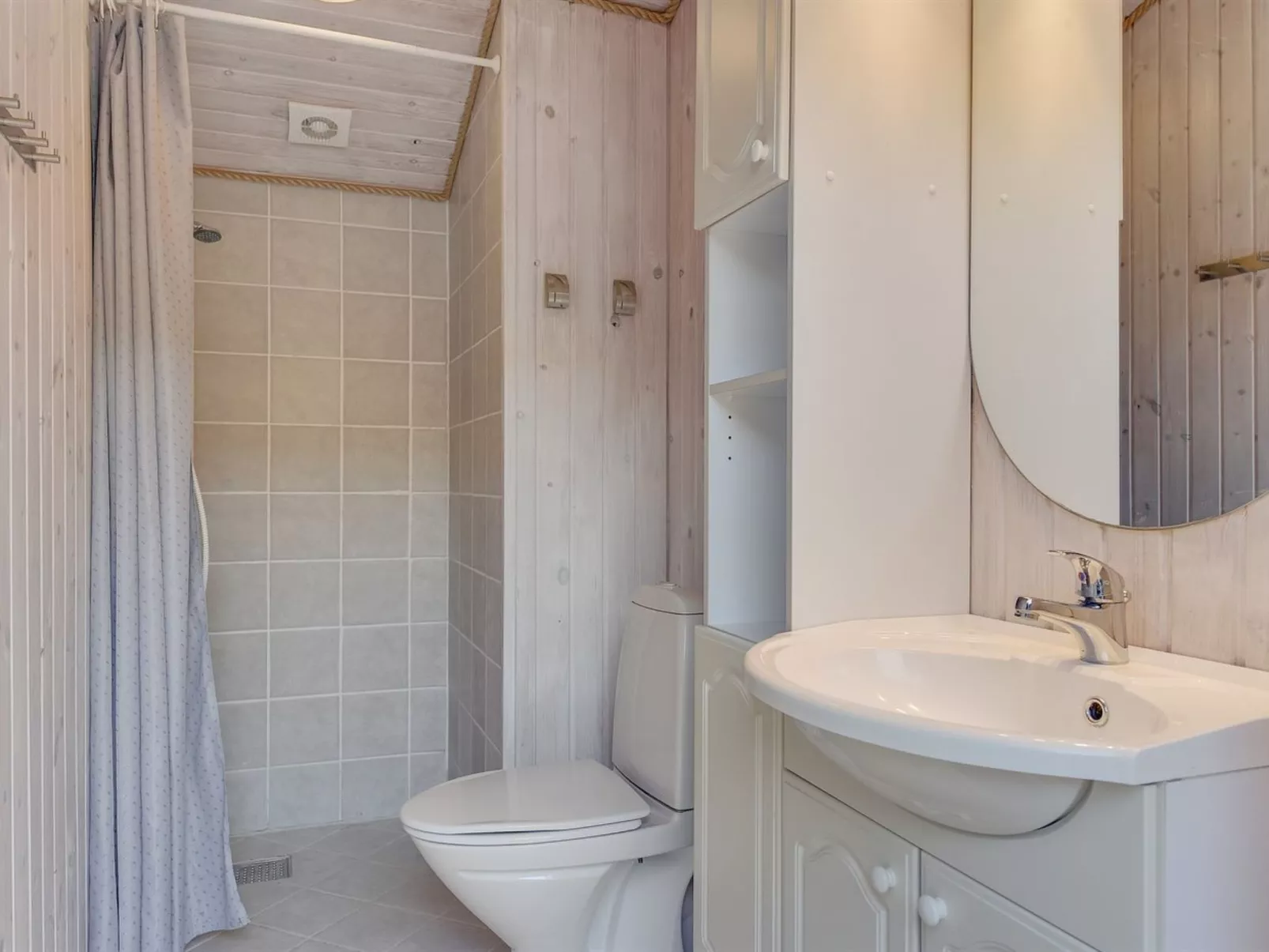 "Ninna" - 1km from the sea-Binnen