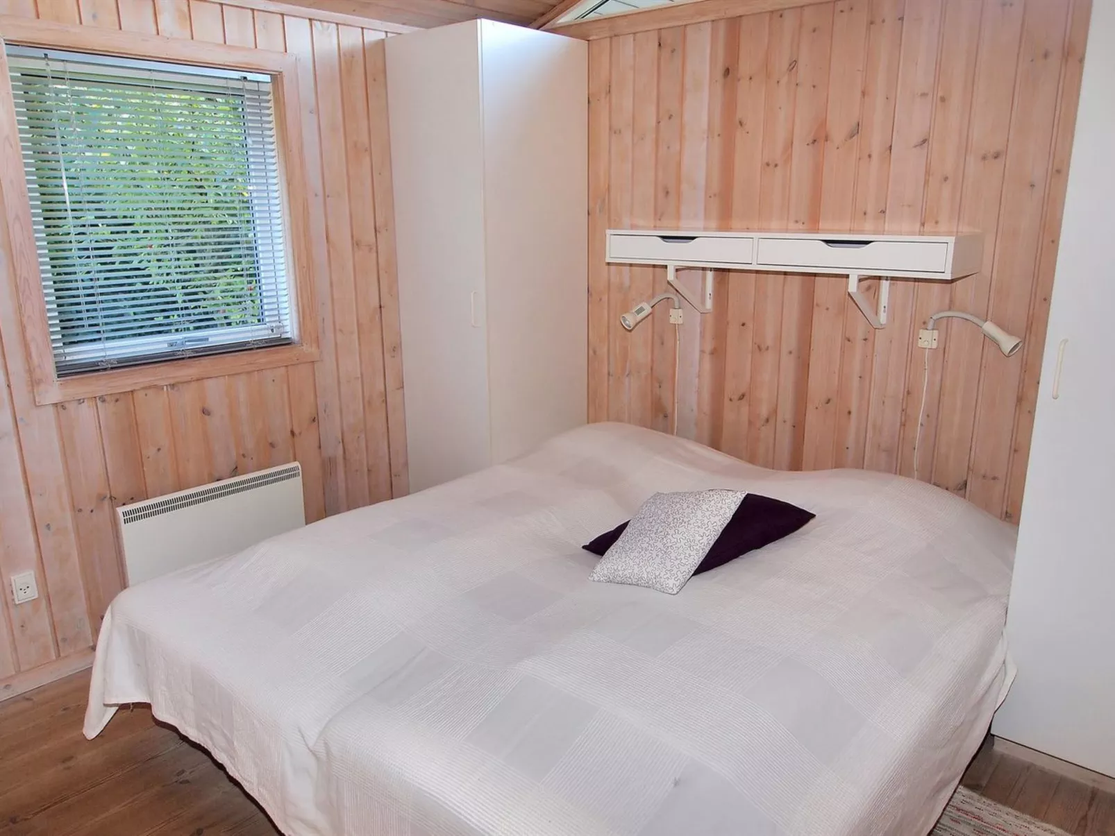 "Sena" - 250m from the sea-Binnen