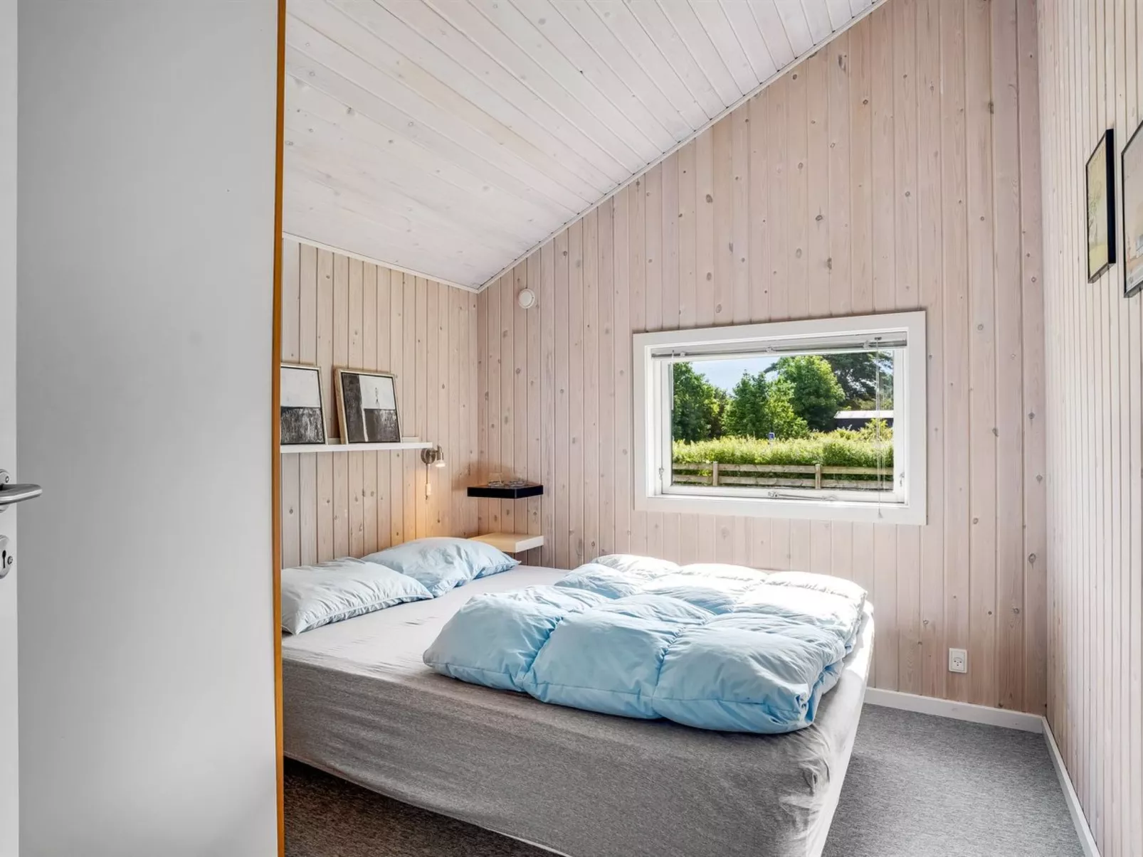 "Truls" - 800m from the sea-Binnen