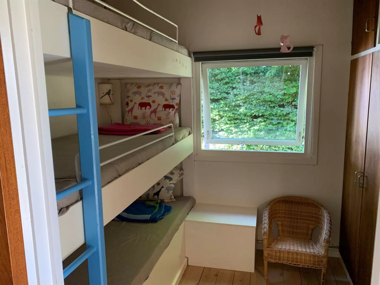 "Vojo" - 100m from the sea-Binnen