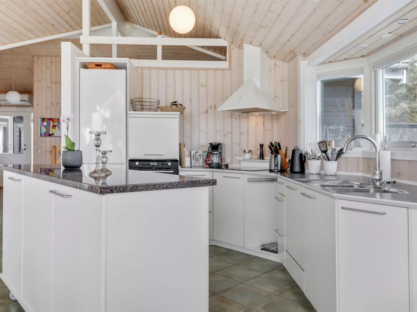 "Ansgar" - 150m from the sea-Binnen