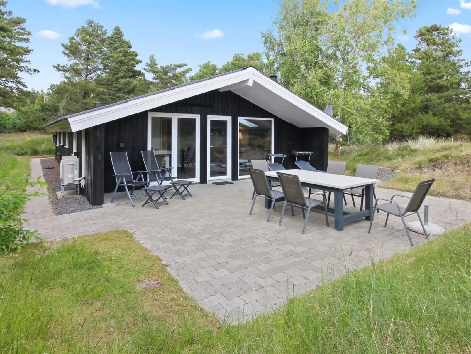 "Cajsa" - 1.5km from the sea-Buiten