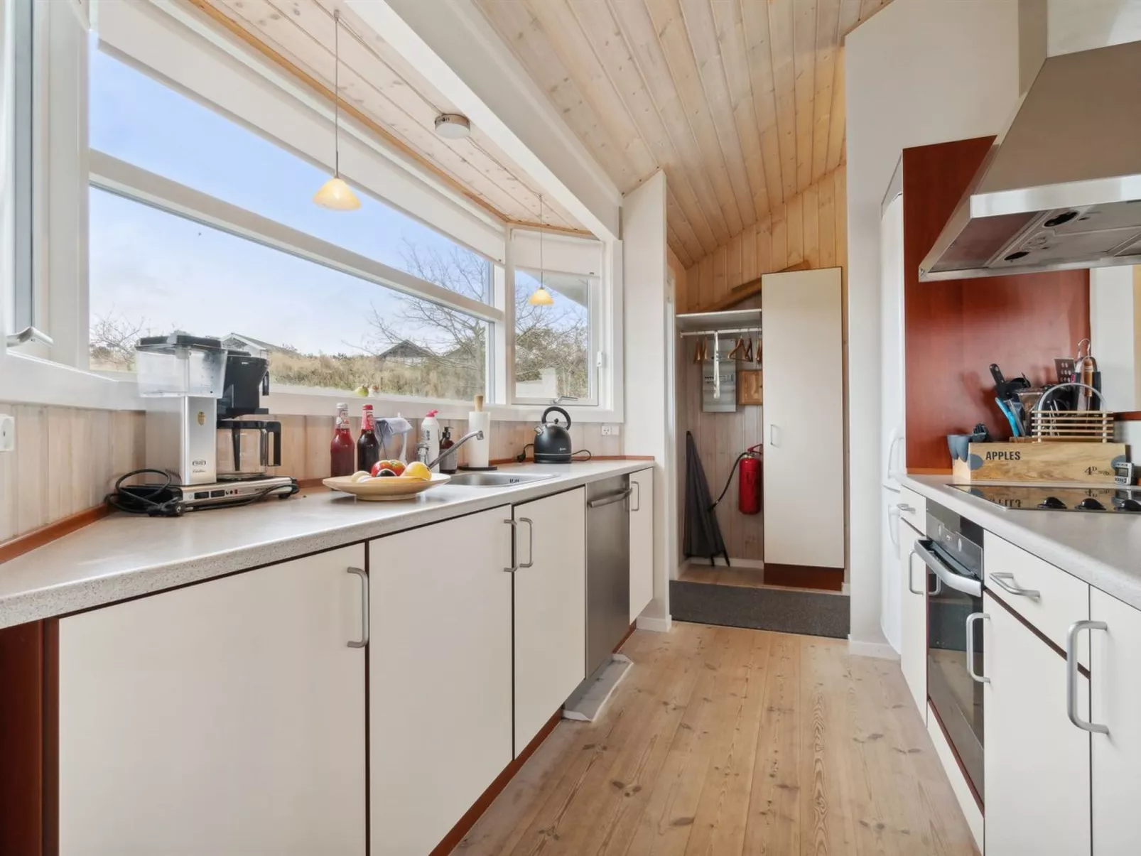 "Paaske" - 350m from the sea-Binnen