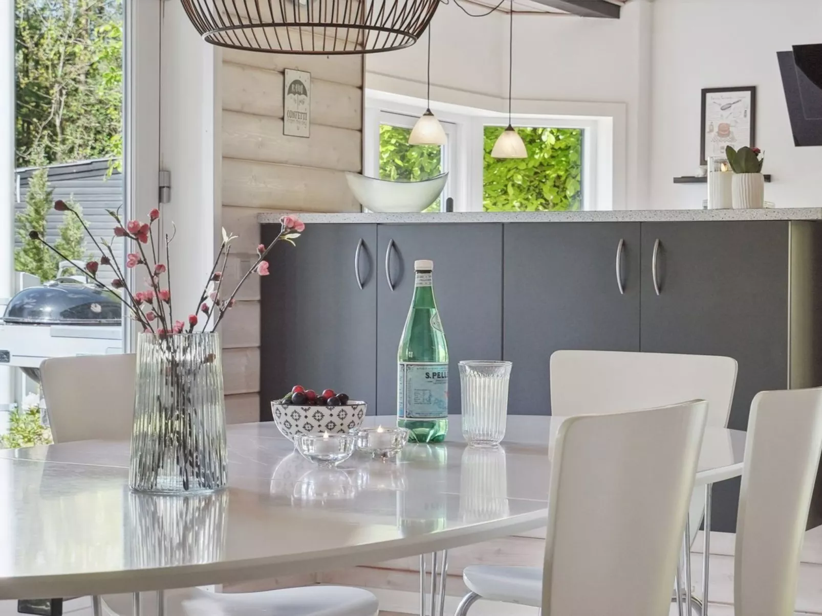 "Hejdi" - 350m from the sea-Binnen