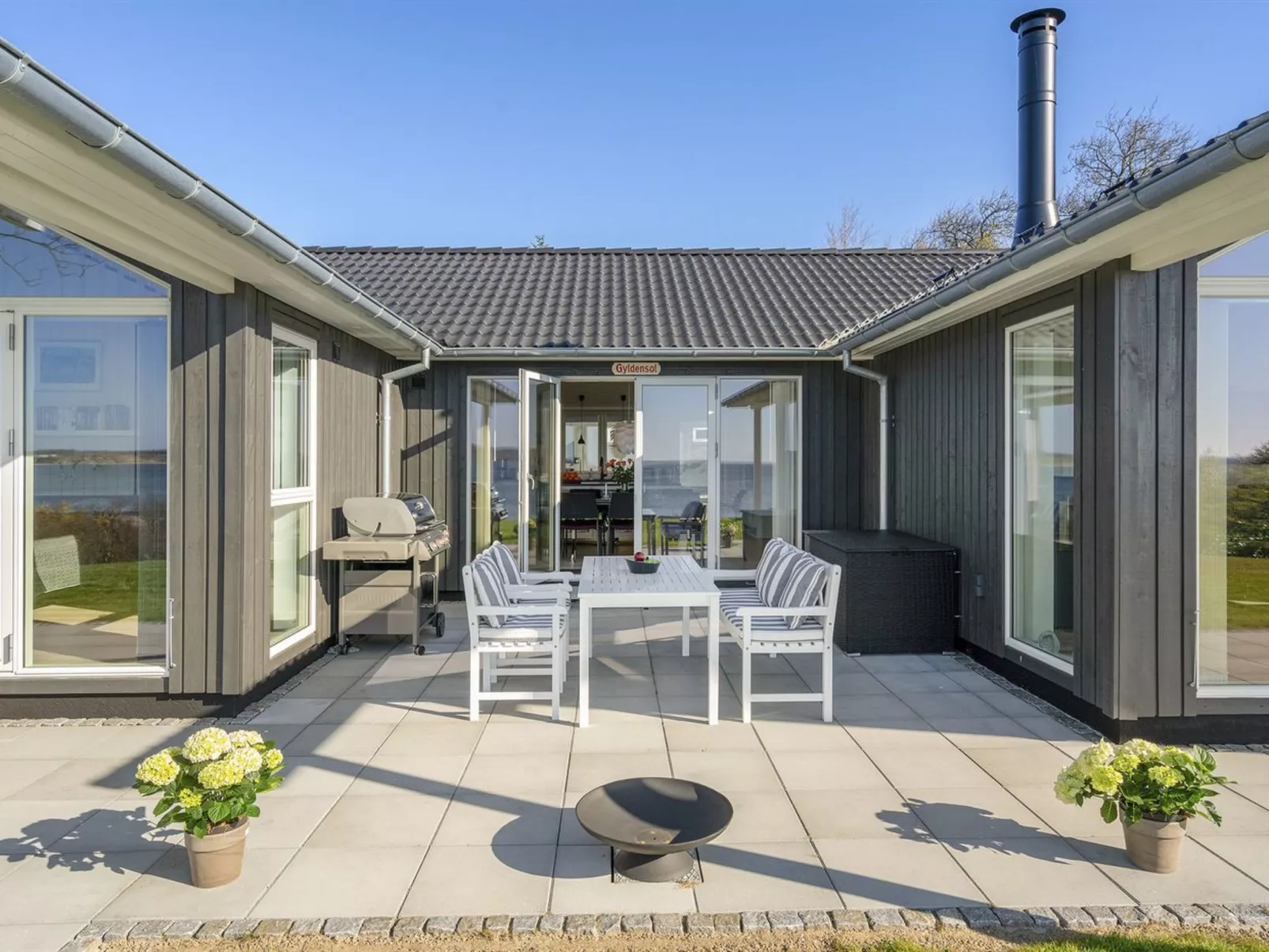 "Lander" - 20m from the sea-Buiten