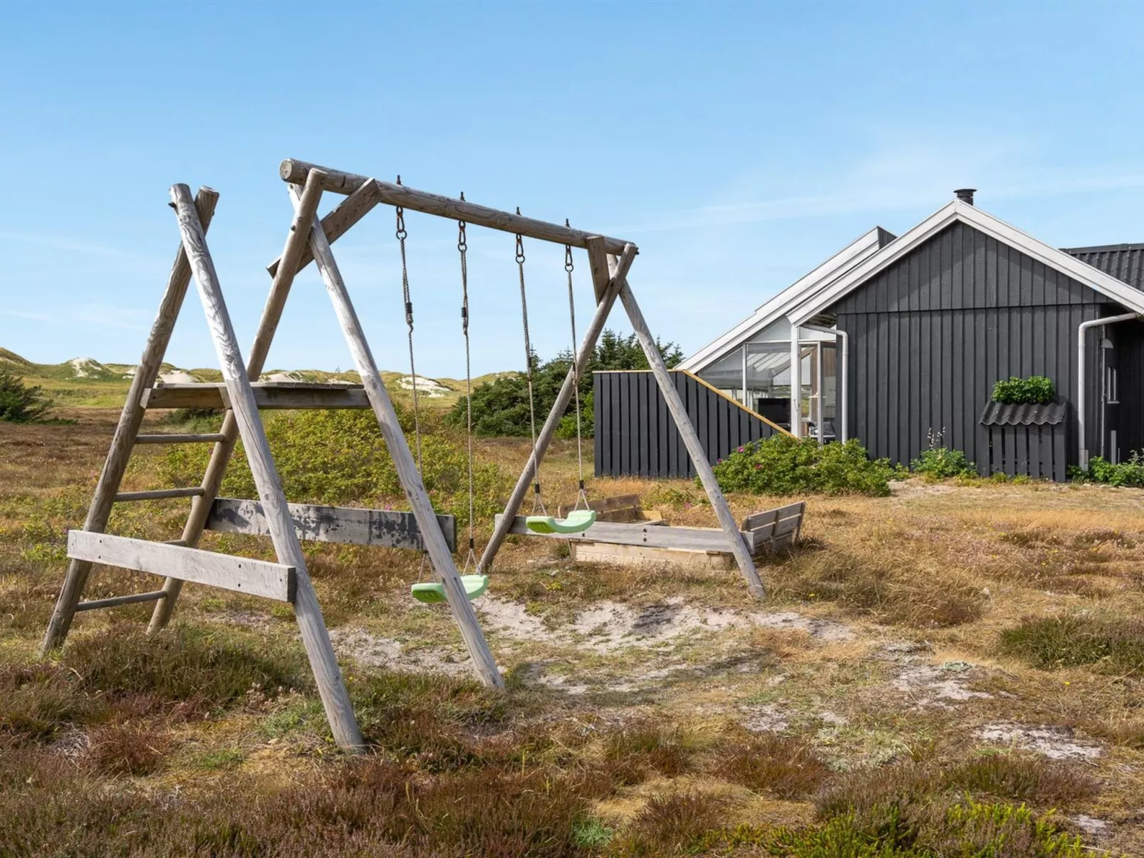 "Anthonette" -  from the sea-Buiten