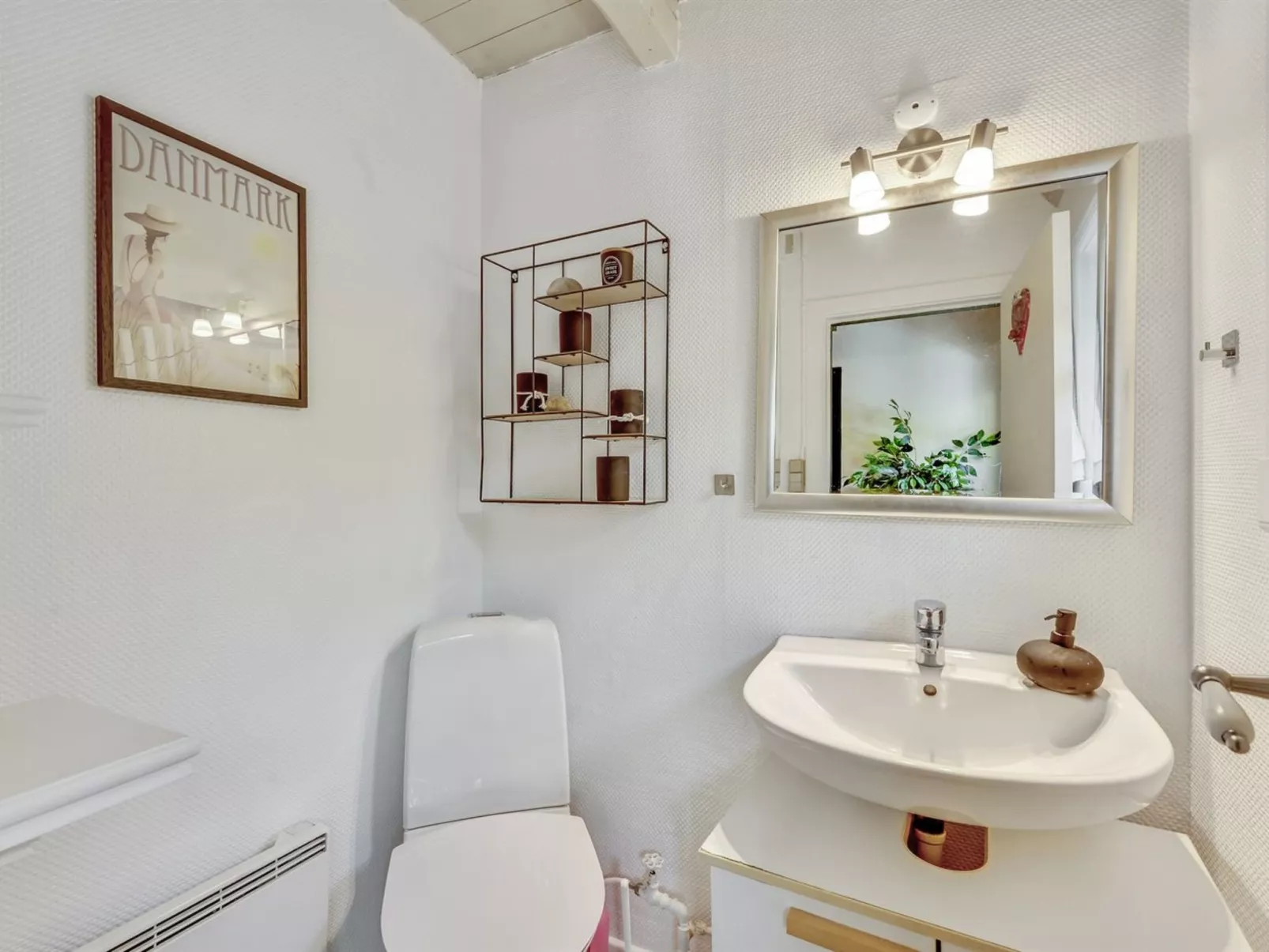 "Annika" -  from the sea-Binnen