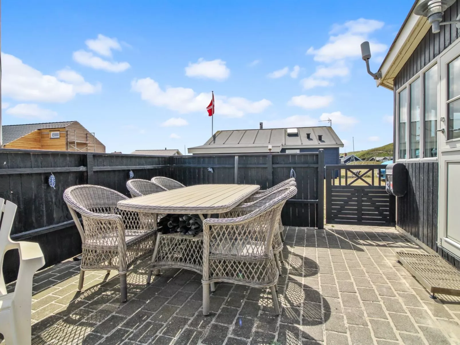 "Jorie" - 100m from the sea-Buiten