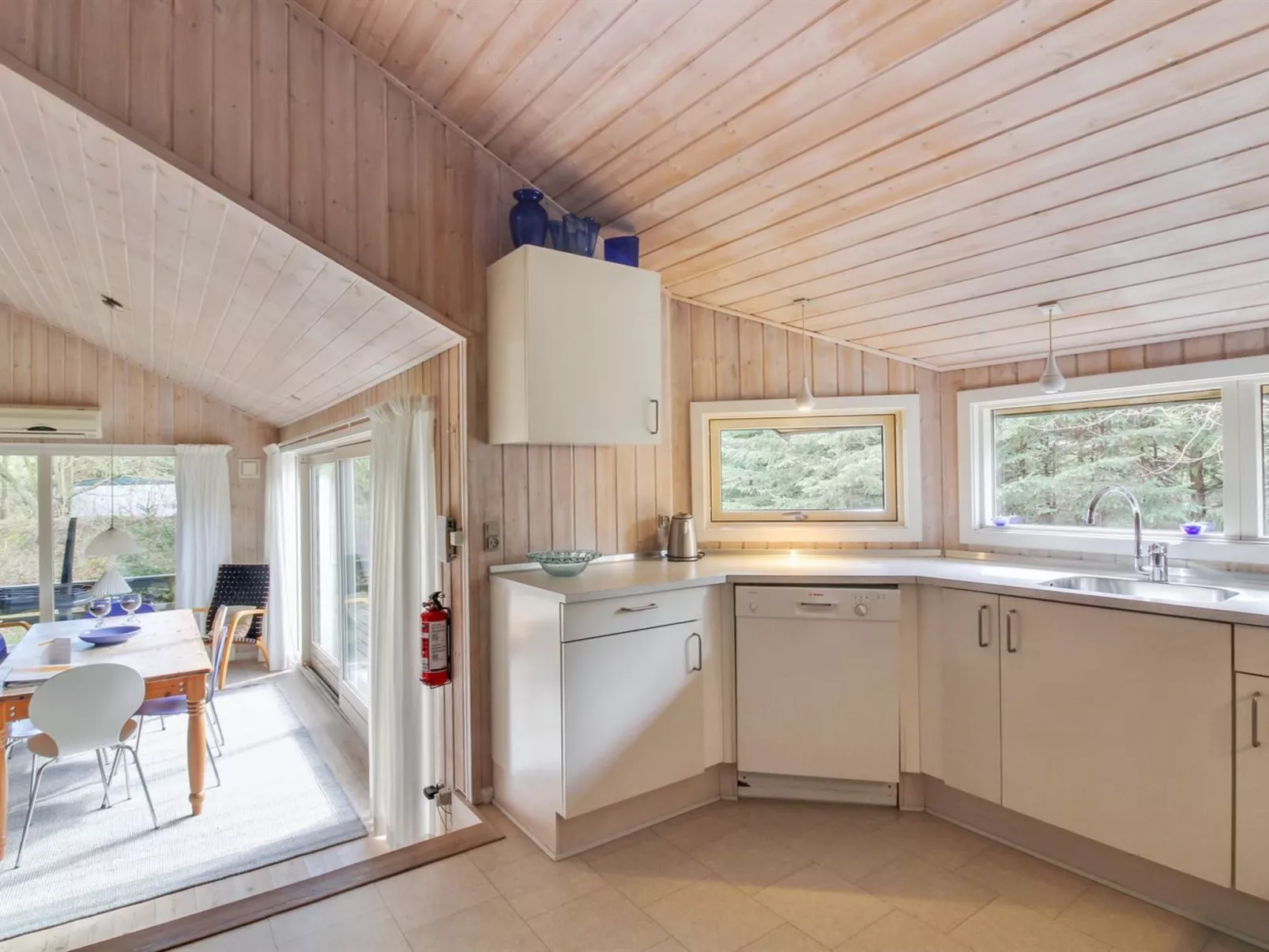 "Adelbrand" - 400m from the sea-Binnen