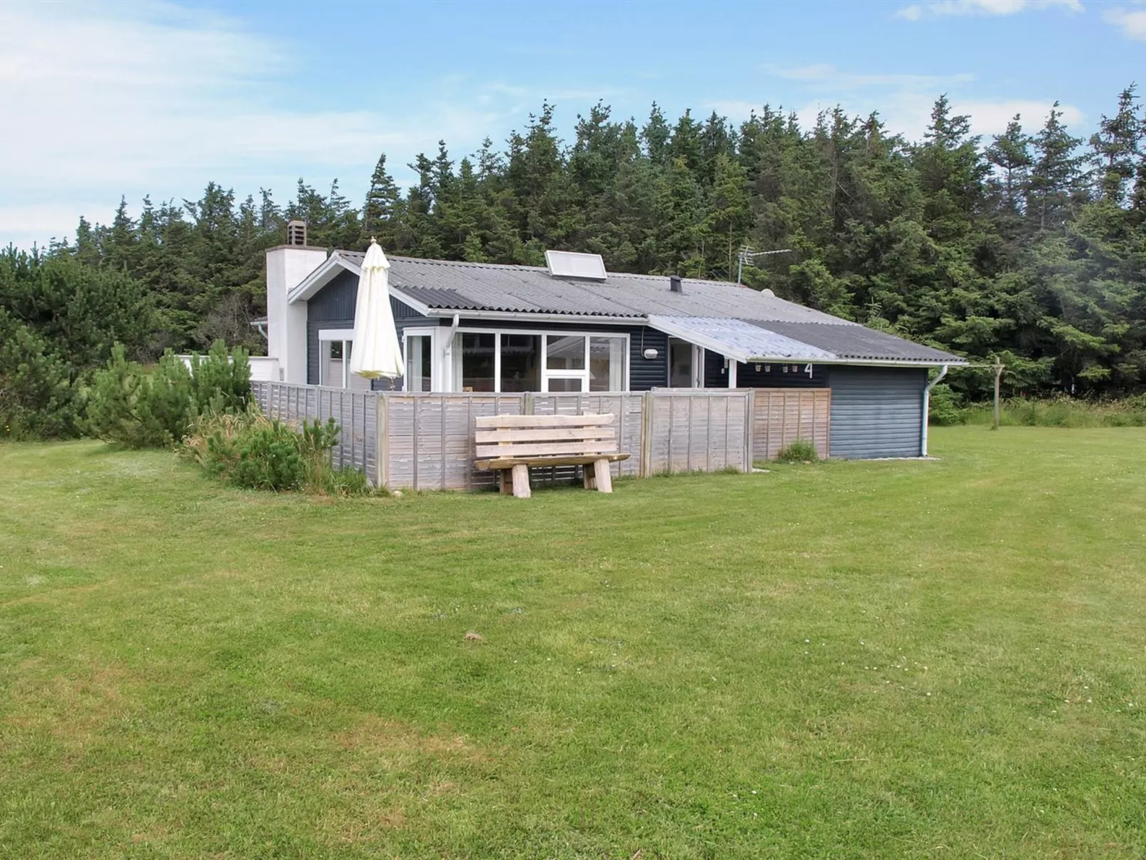 "Liisi" - 500m from the sea-Buiten