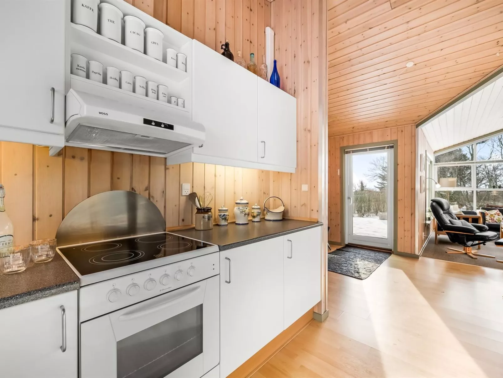 "Kai" - 500m to the fjord-Binnen