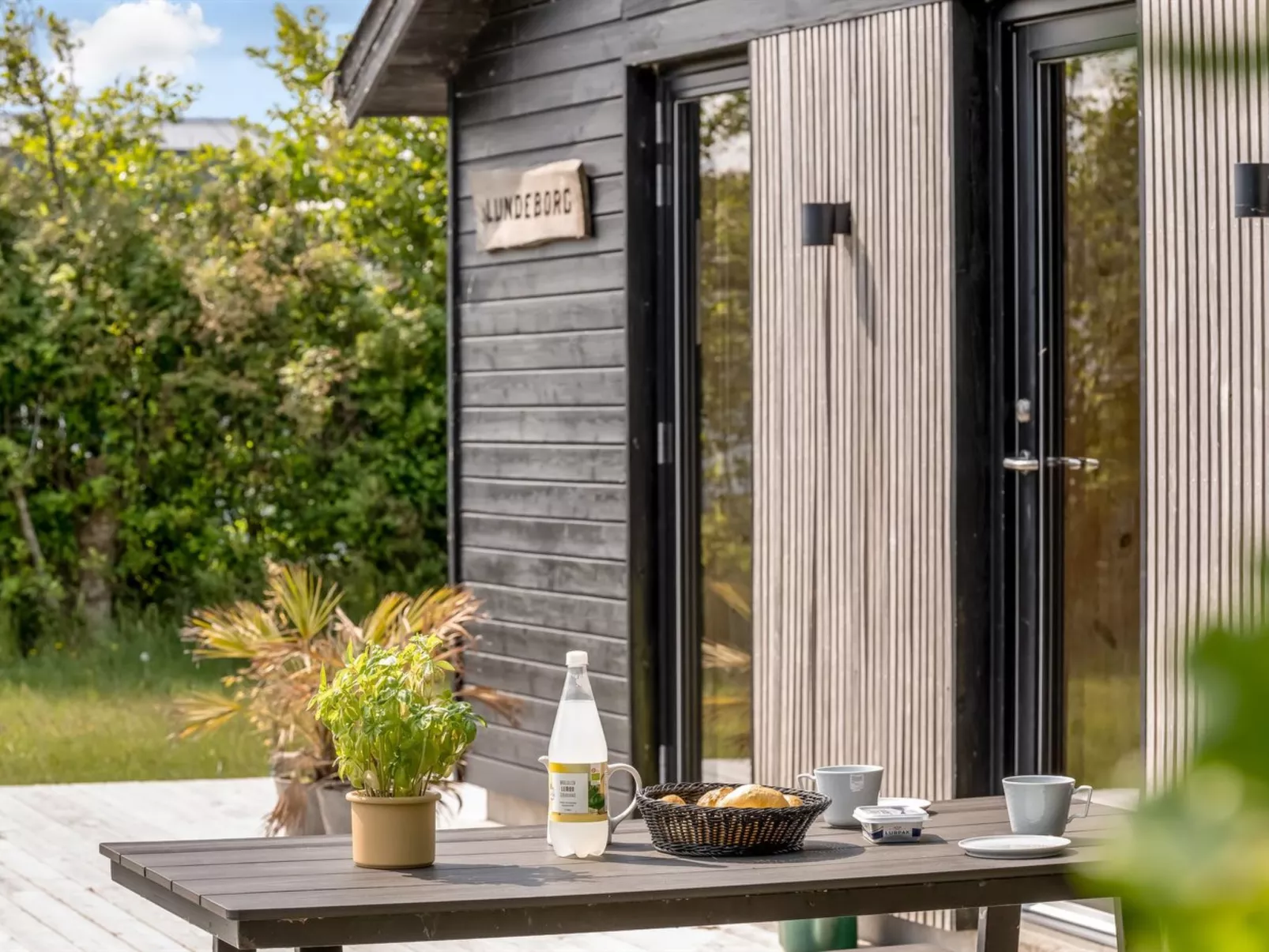 "Aslag" - 150m to the fjord-Buiten