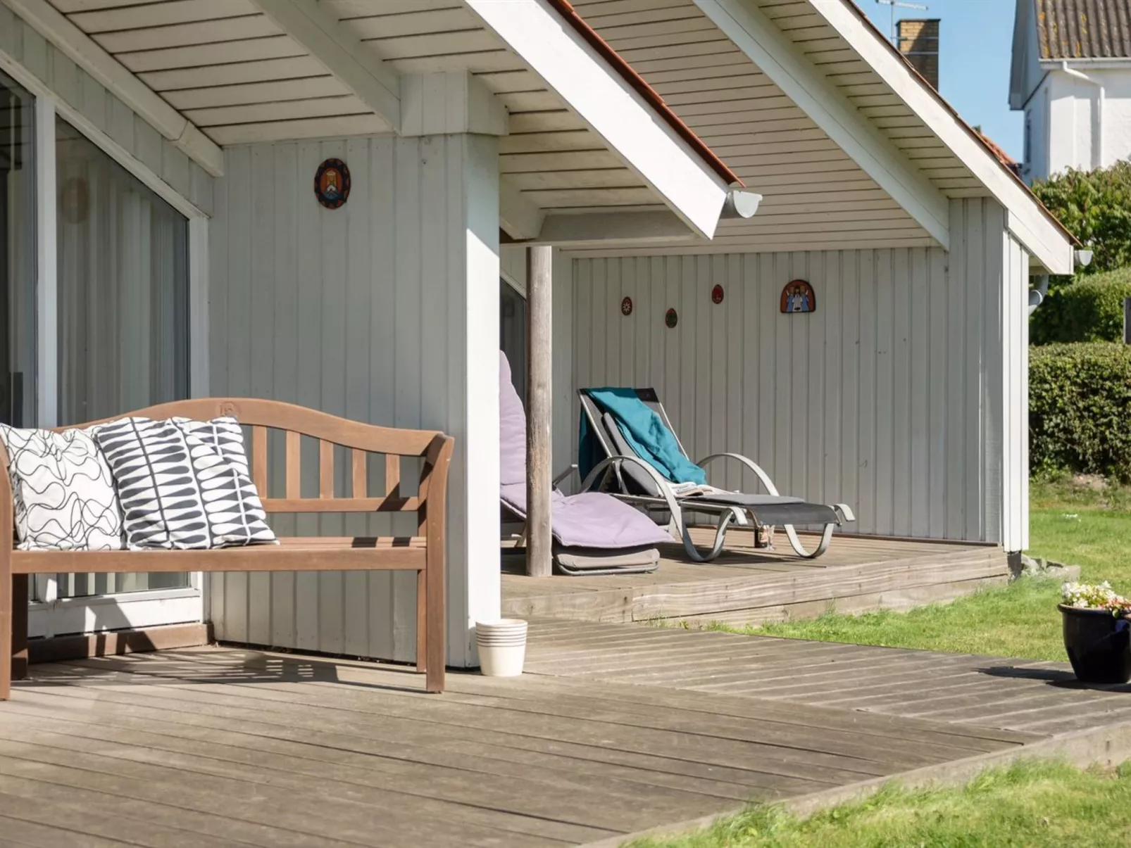 "Katrina" - 50m to the fjord-Buiten