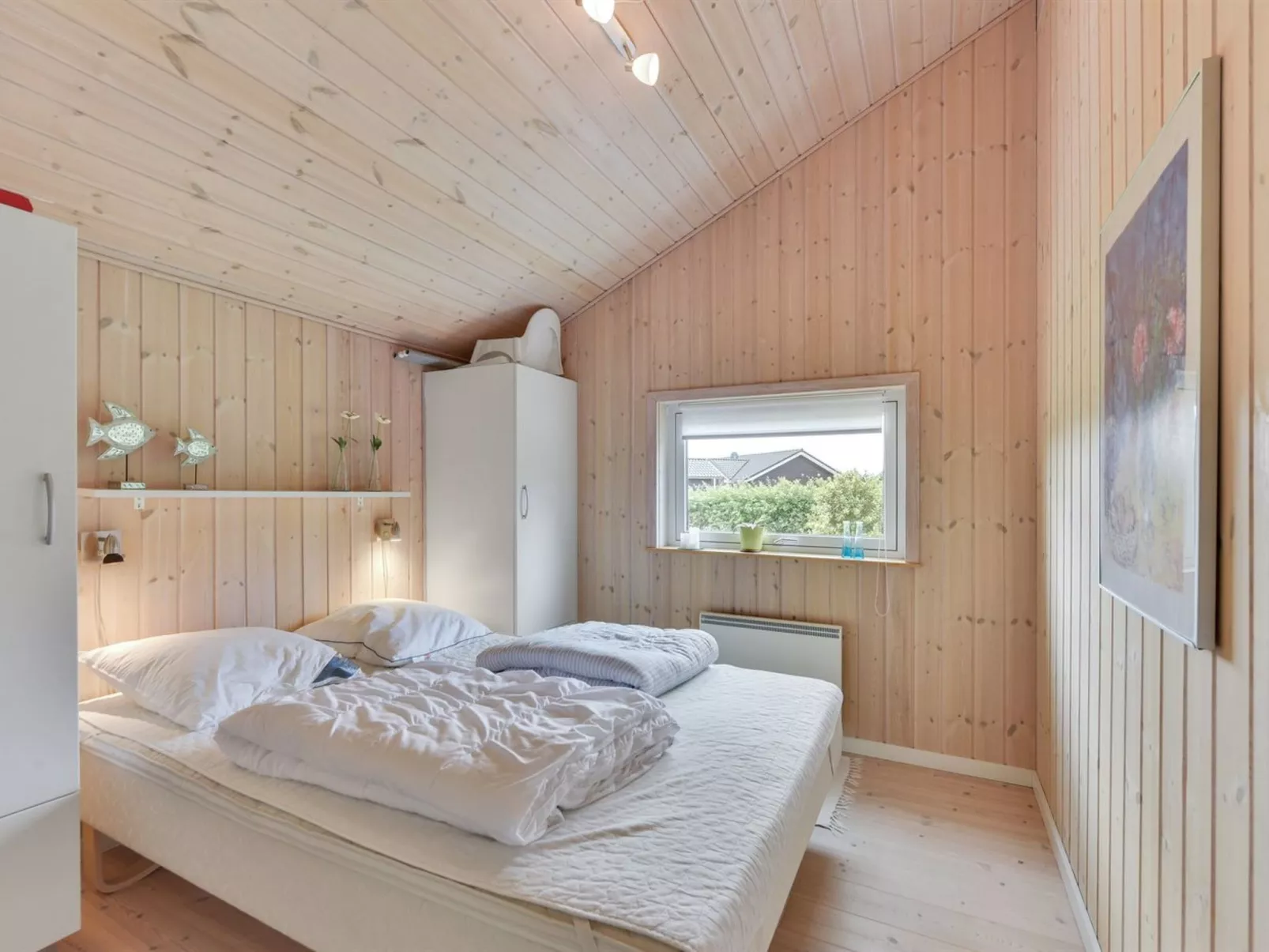 "Tobbi" - 1.1km to the fjord-Binnen