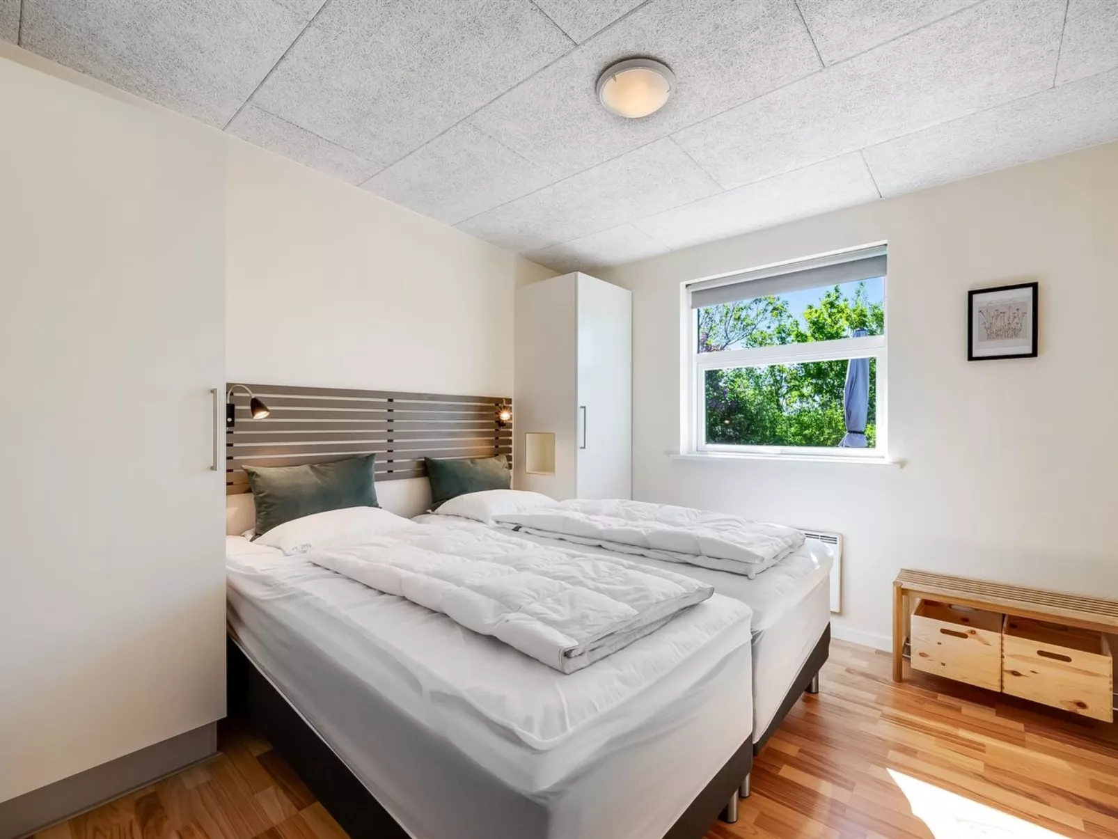 "Hedevig" - 800m to the fjord-Binnen