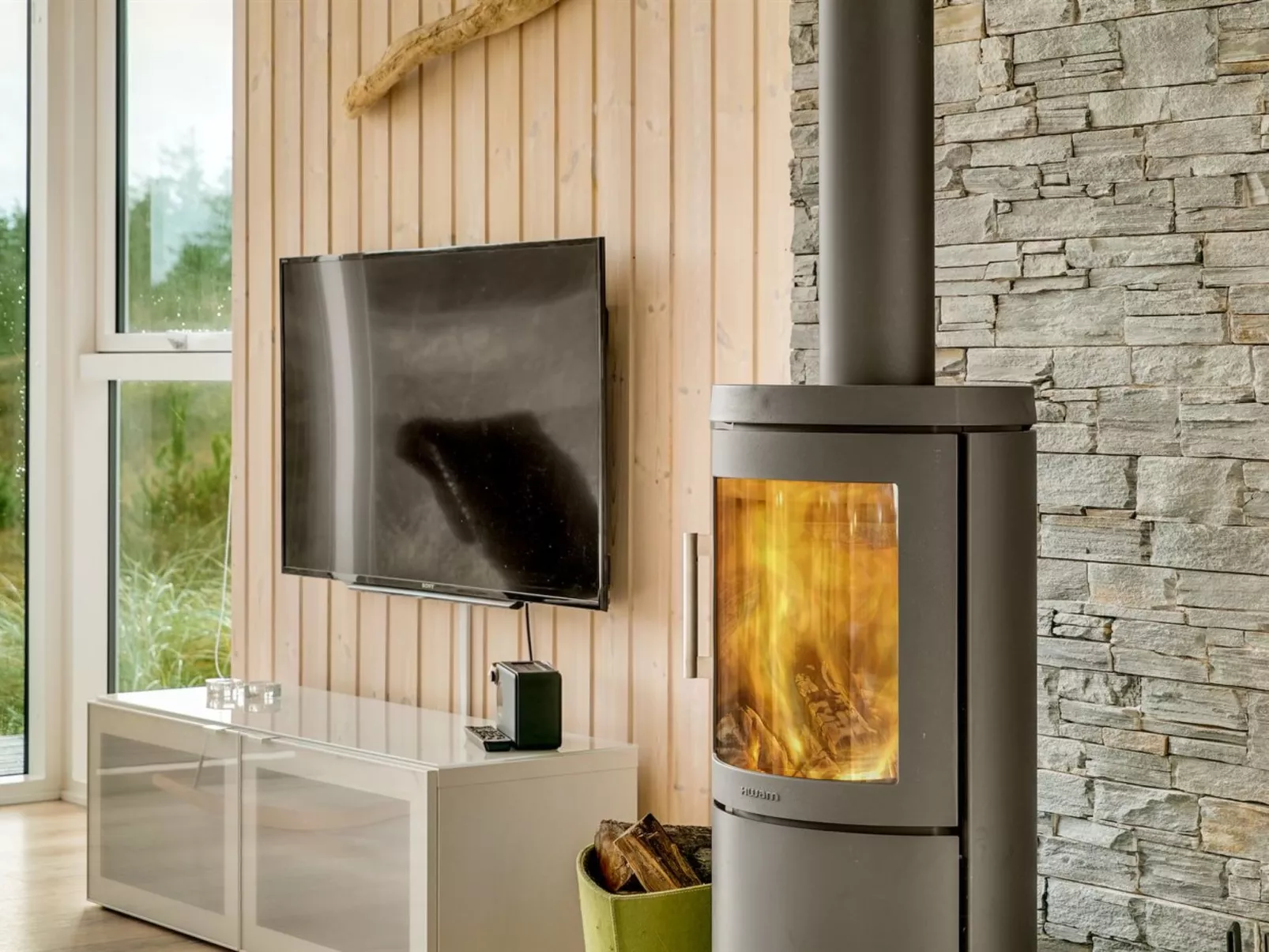 "Danila" - 600m from the sea-Binnen