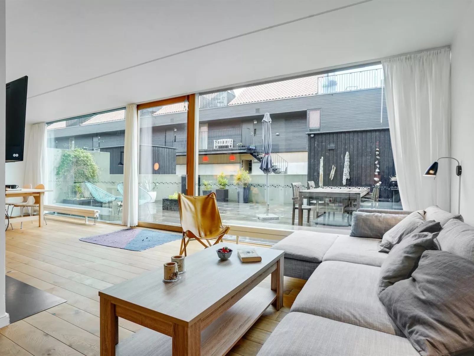 "Heigo" - 25m from the sea-Binnen