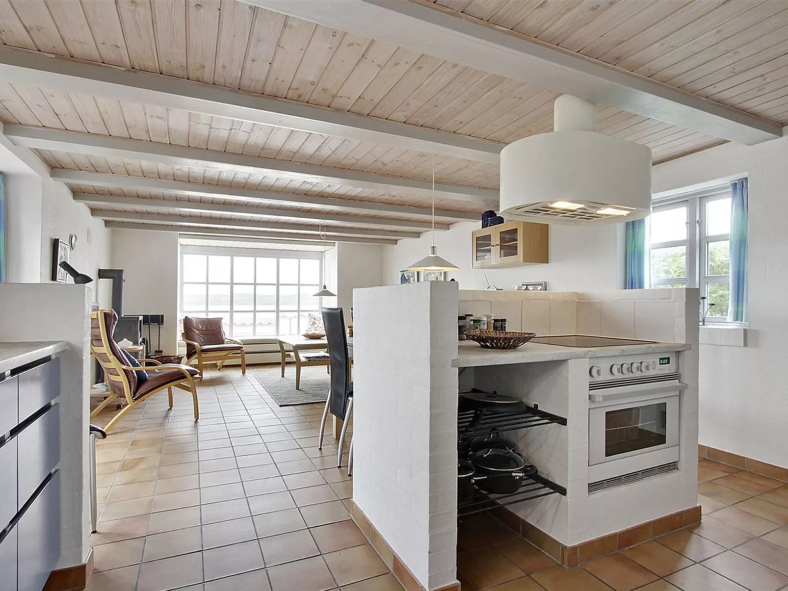 "Pauliina" - 10m to the fjord-Binnen