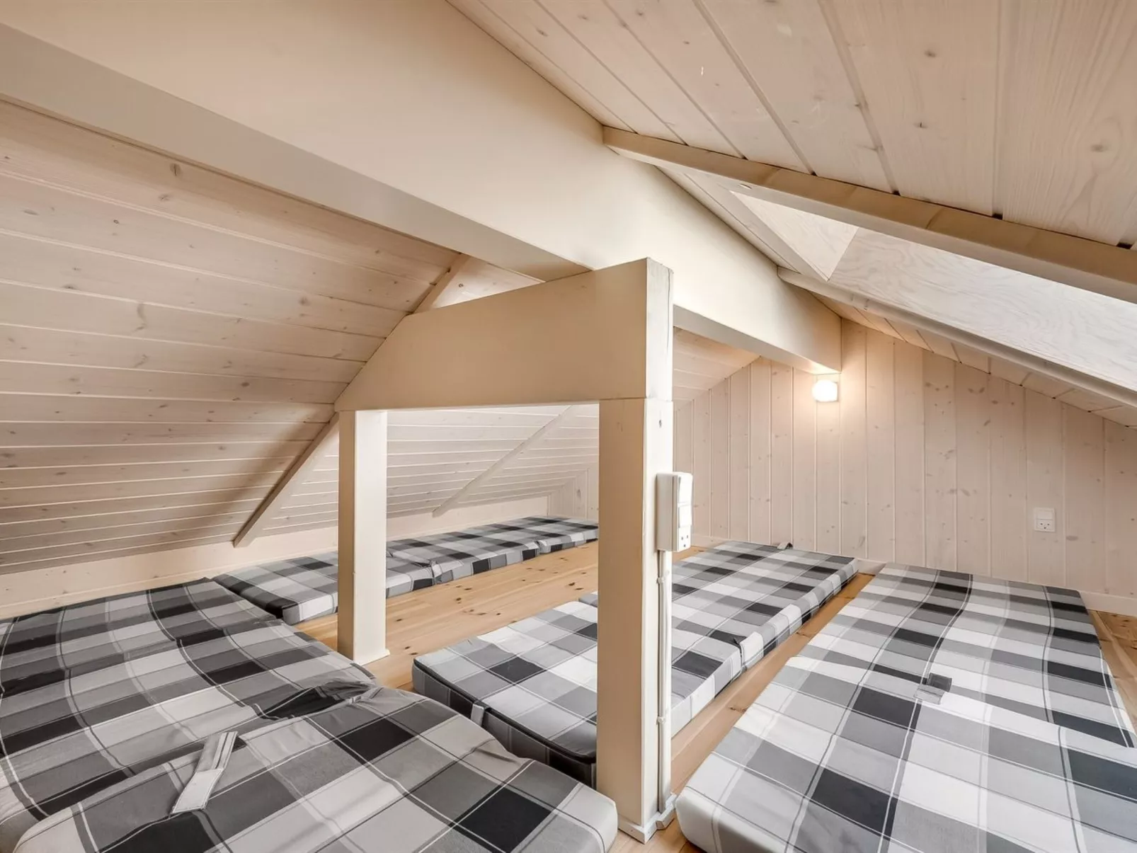 "Elina" - 600m from the sea-Binnen