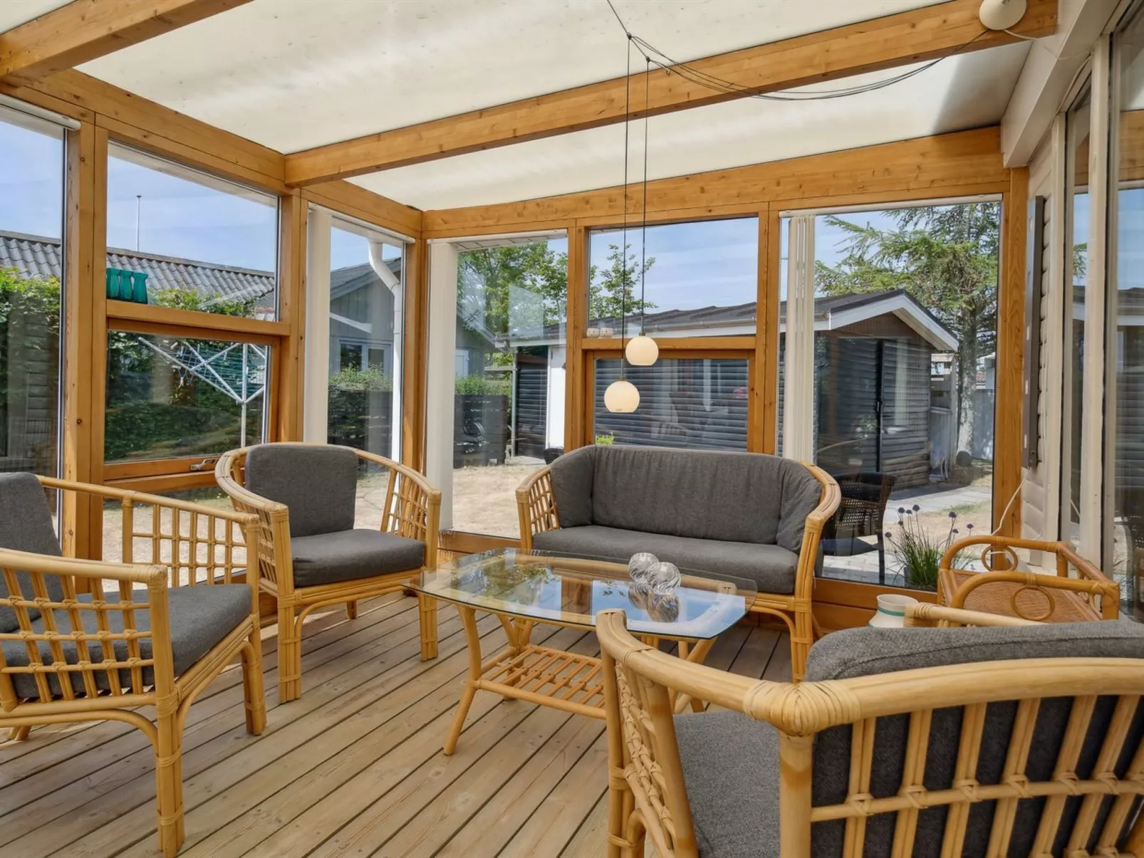 "Sari" - 250m from the sea-Binnen