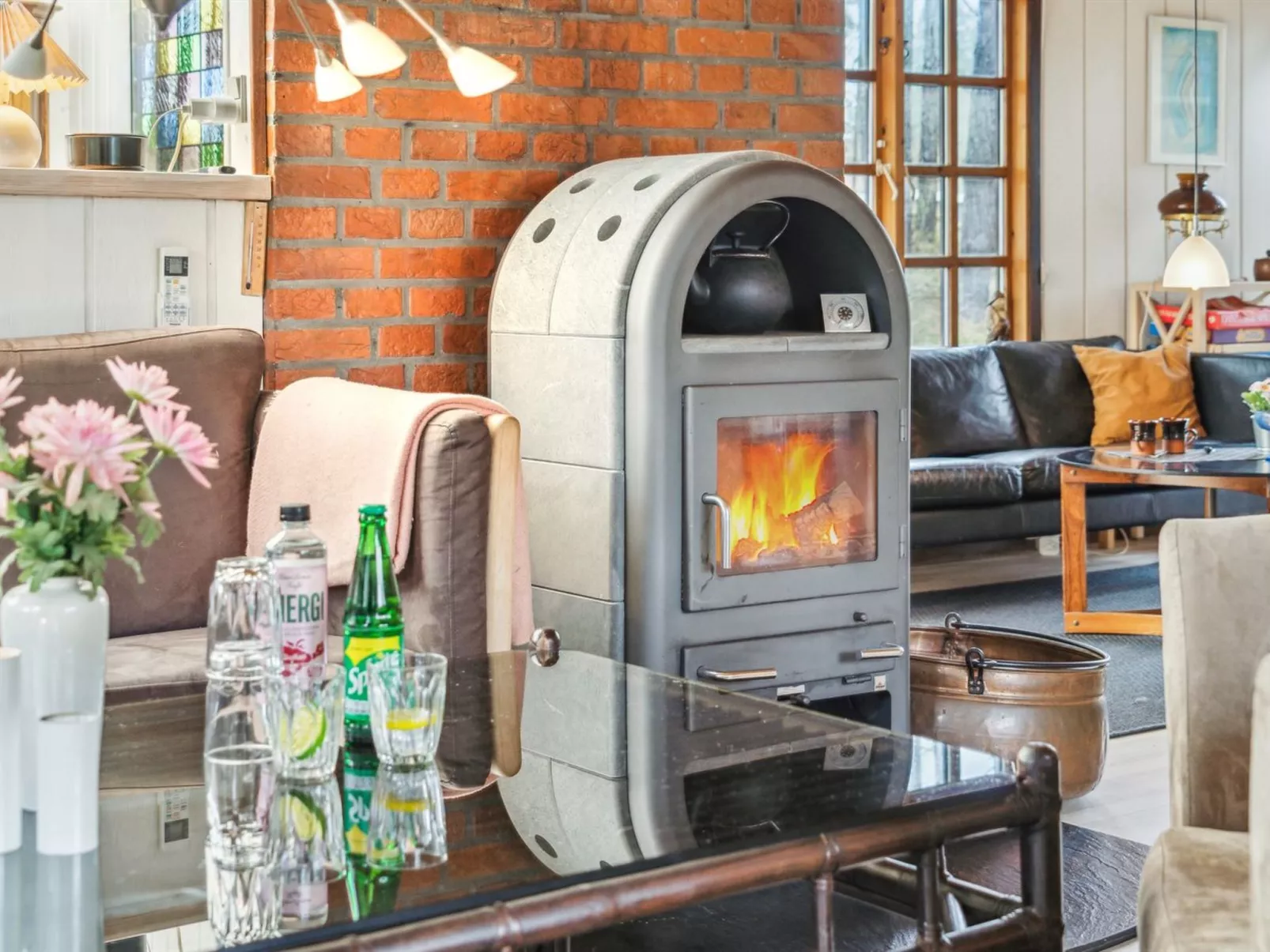 "Felicity" - 450m from the sea-Binnen